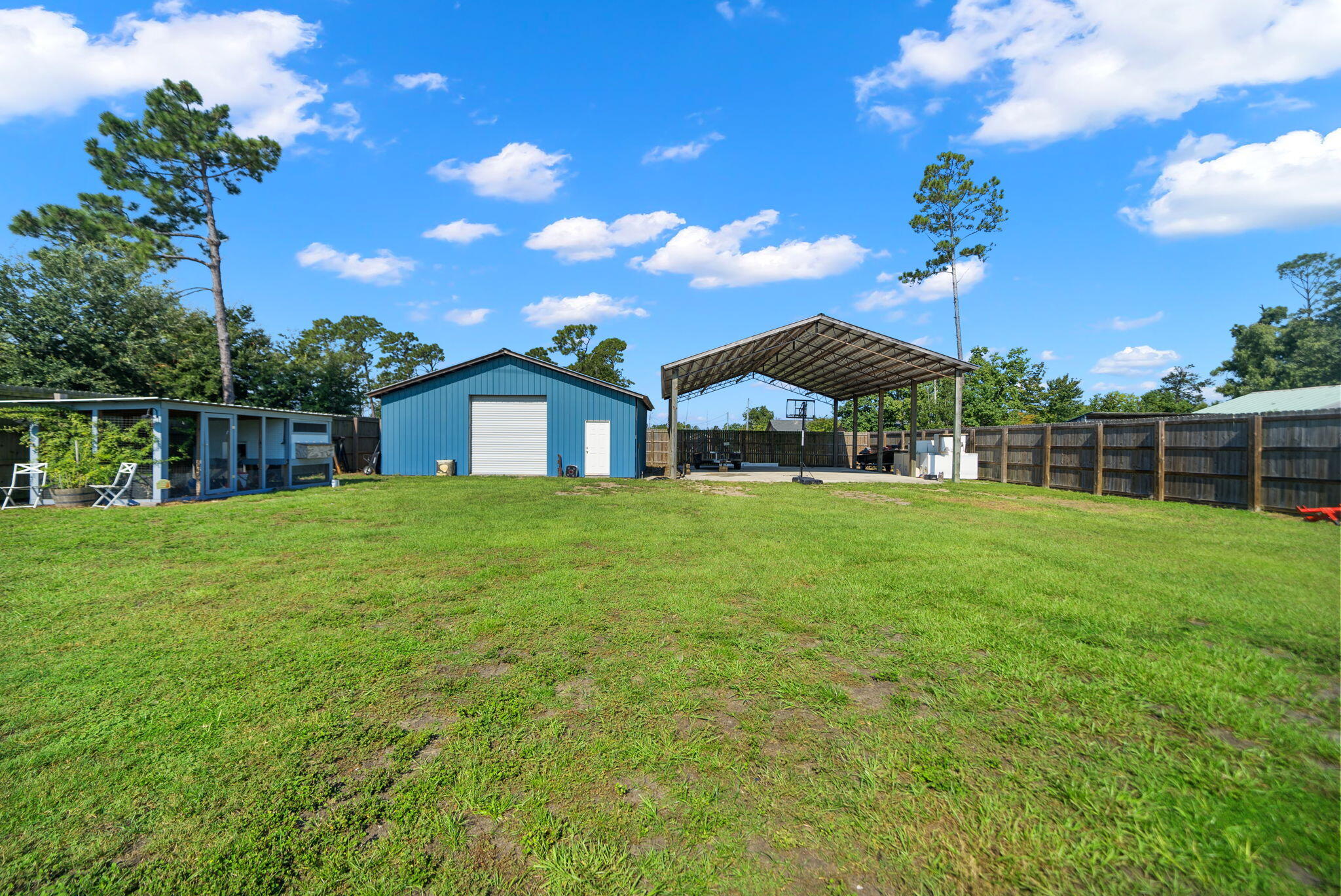 NO RECORDED SUBDIVISION - Residential