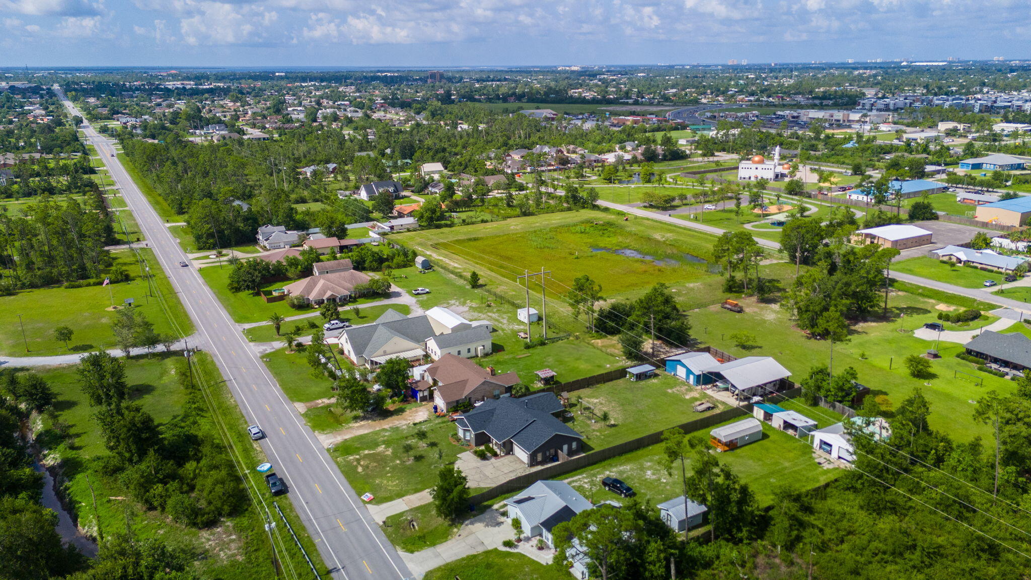 NO RECORDED SUBDIVISION - Residential