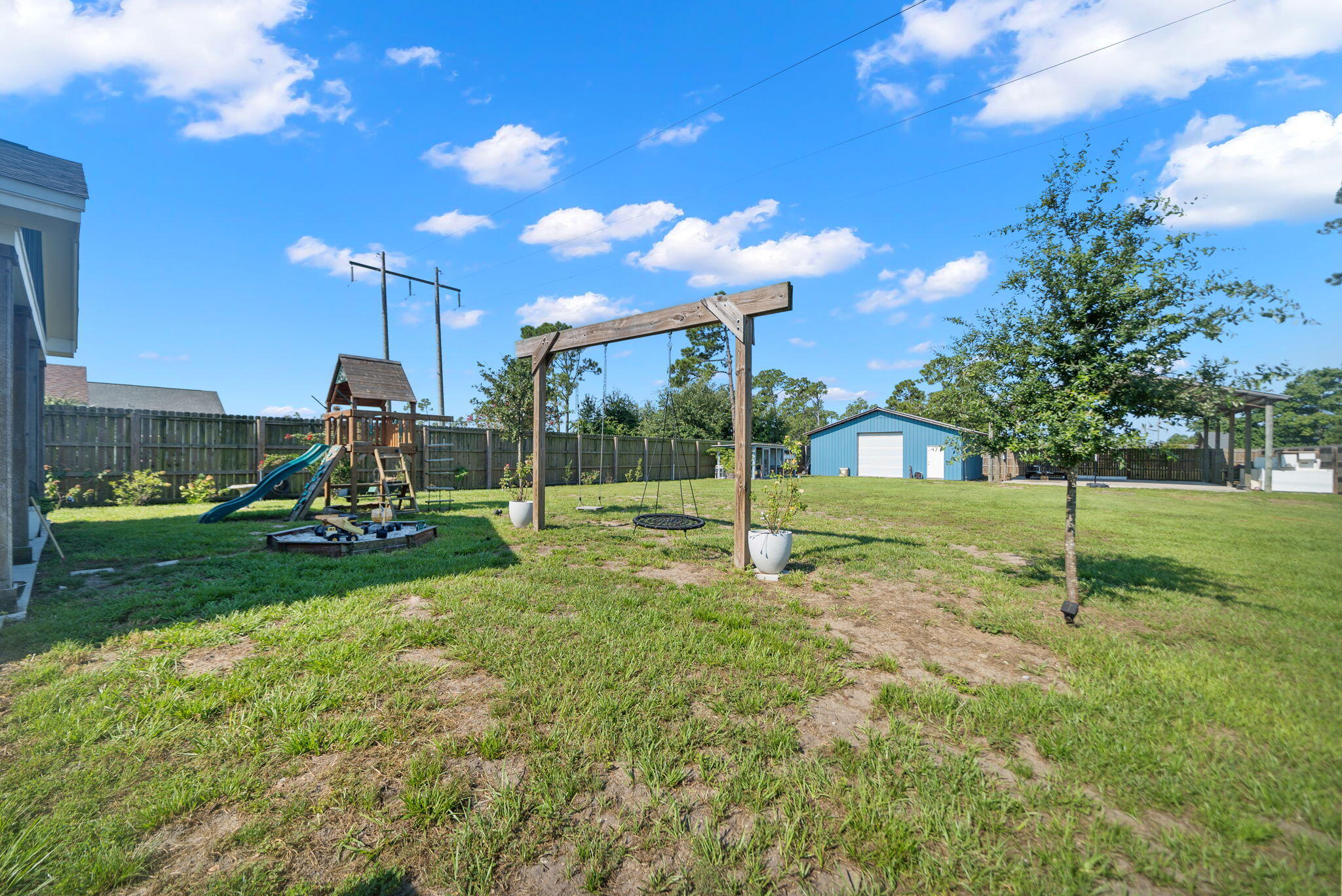 NO RECORDED SUBDIVISION - Residential