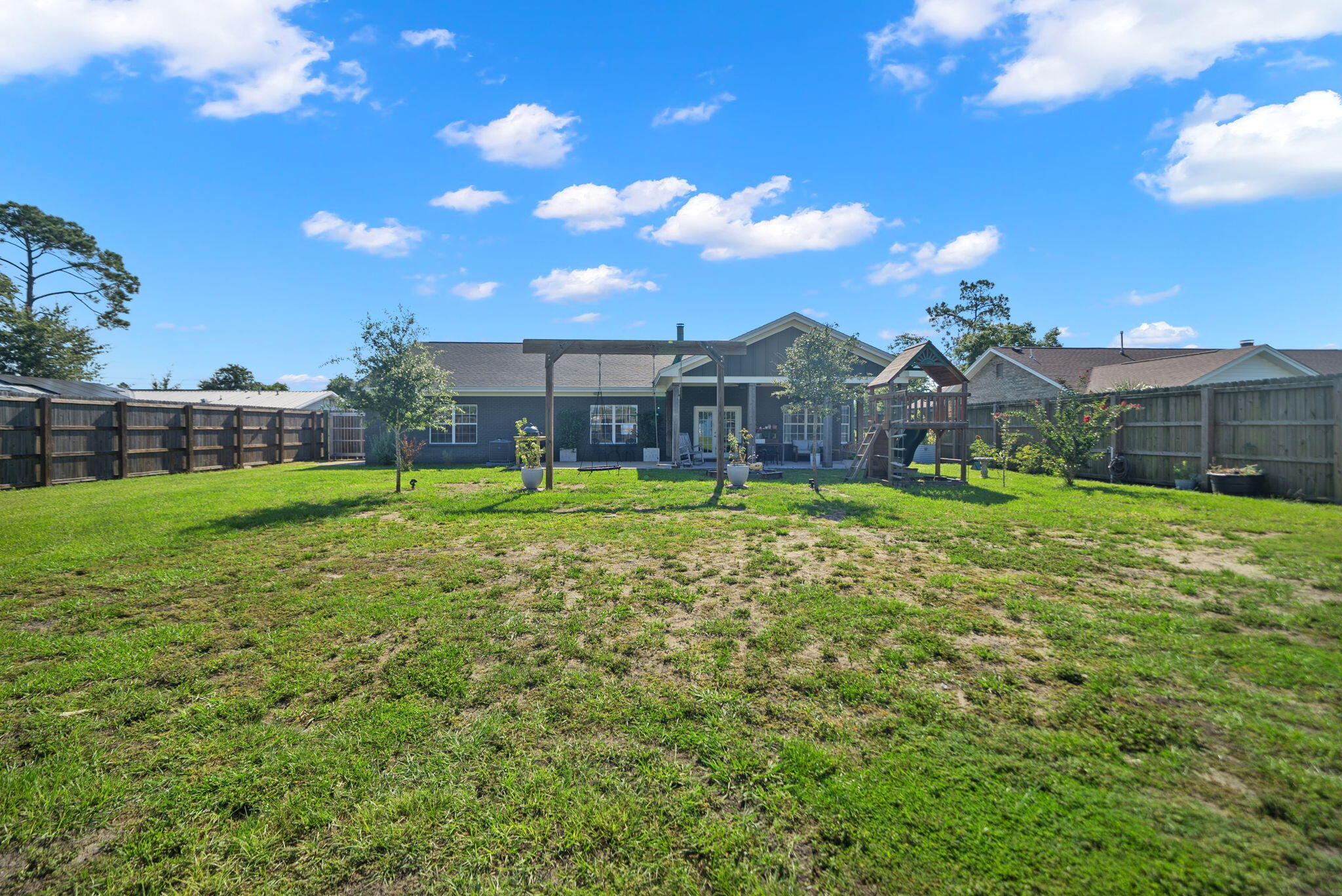 NO RECORDED SUBDIVISION - Residential