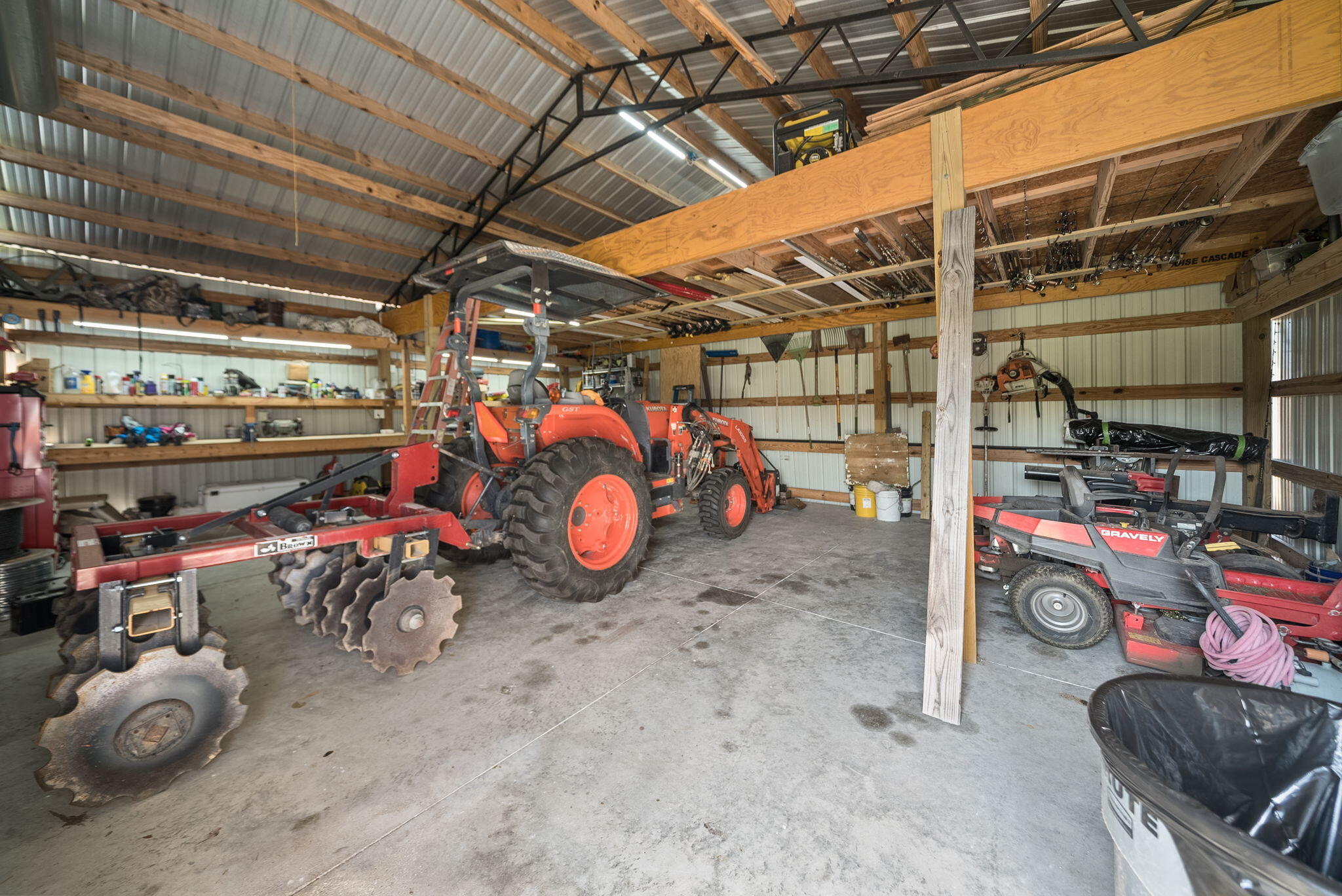 NO RECORDED SUBDIVISION - Residential