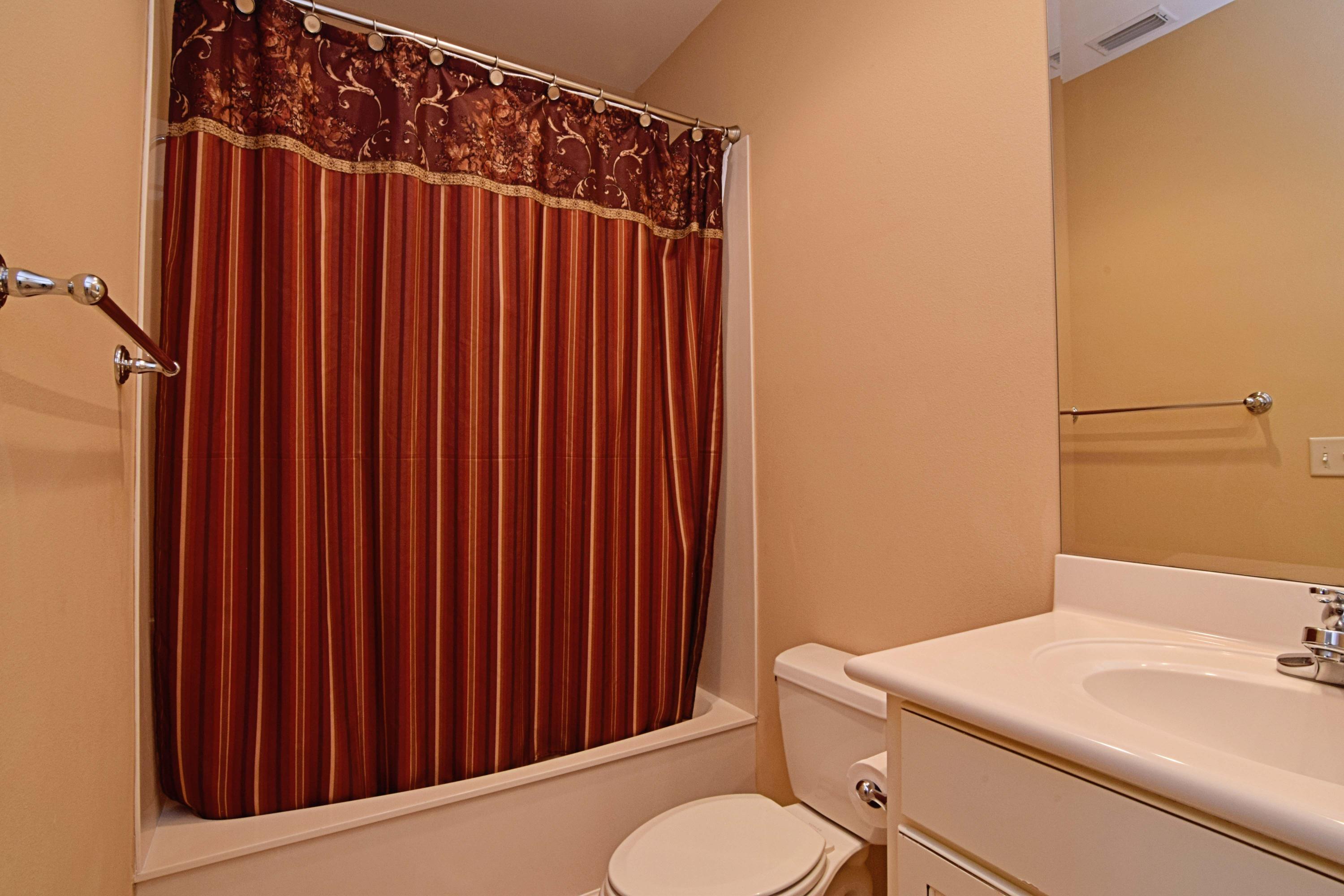 MARINA LANDING - Residential