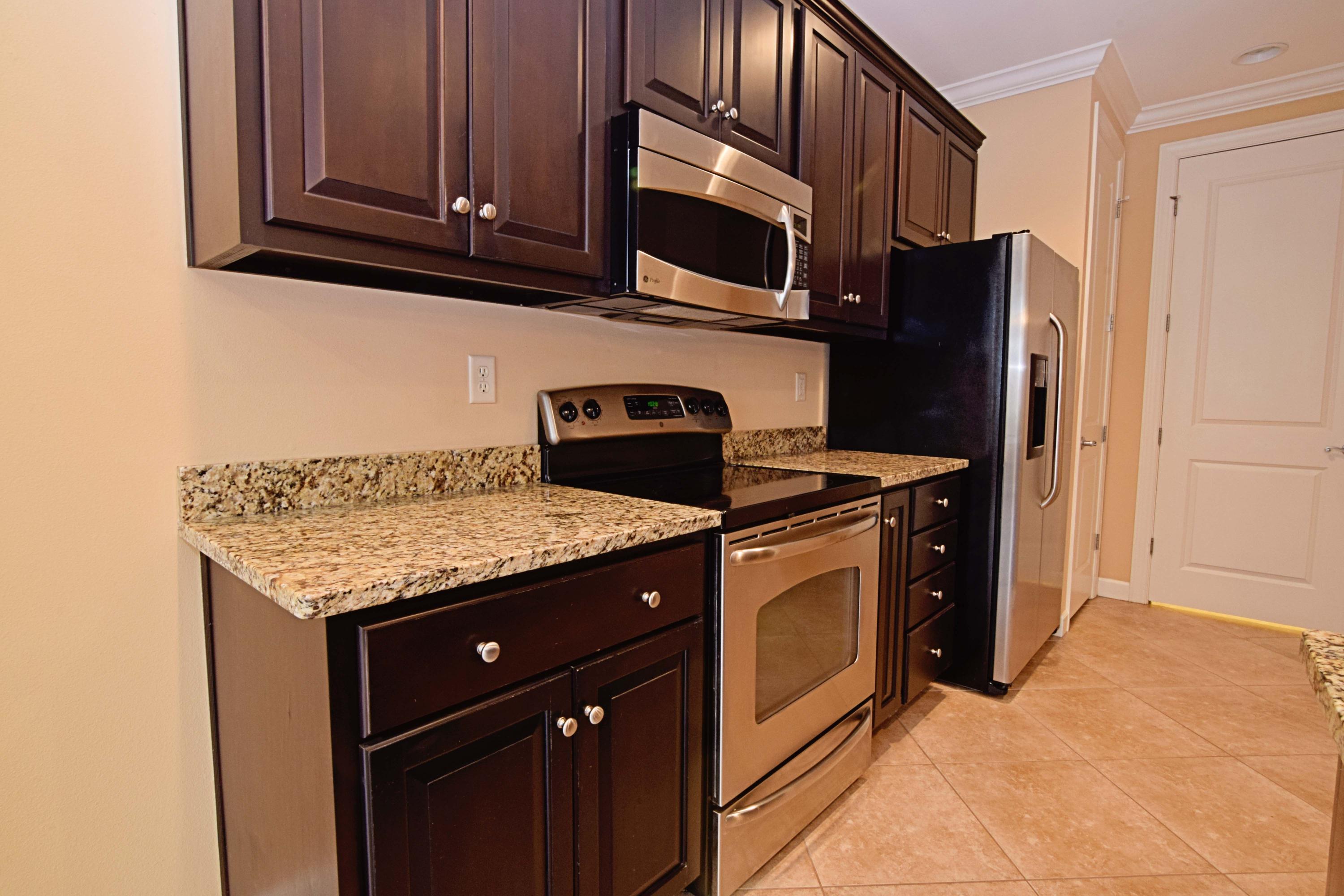 MARINA LANDING - Residential