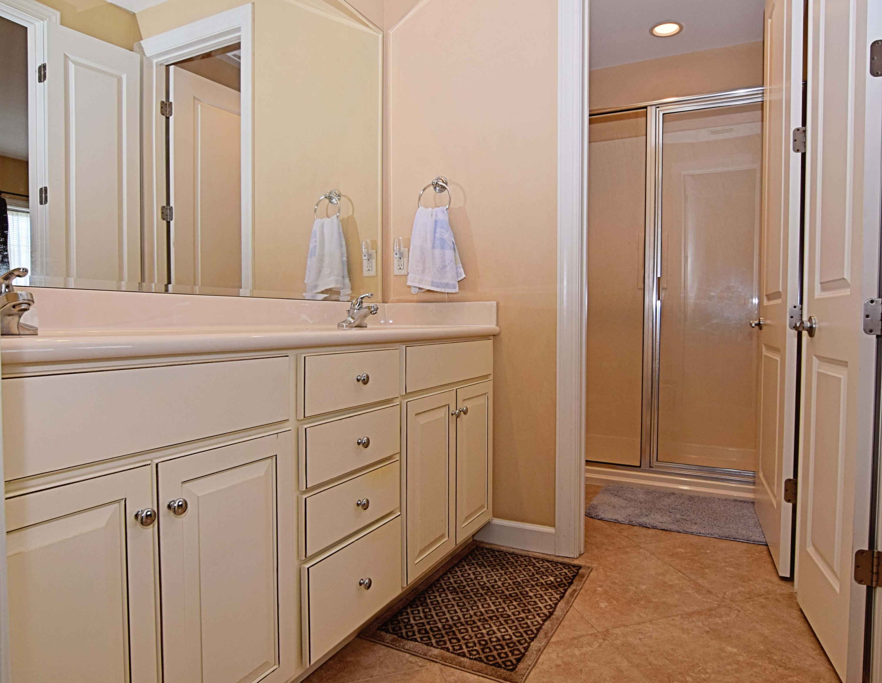 MARINA LANDING - Residential