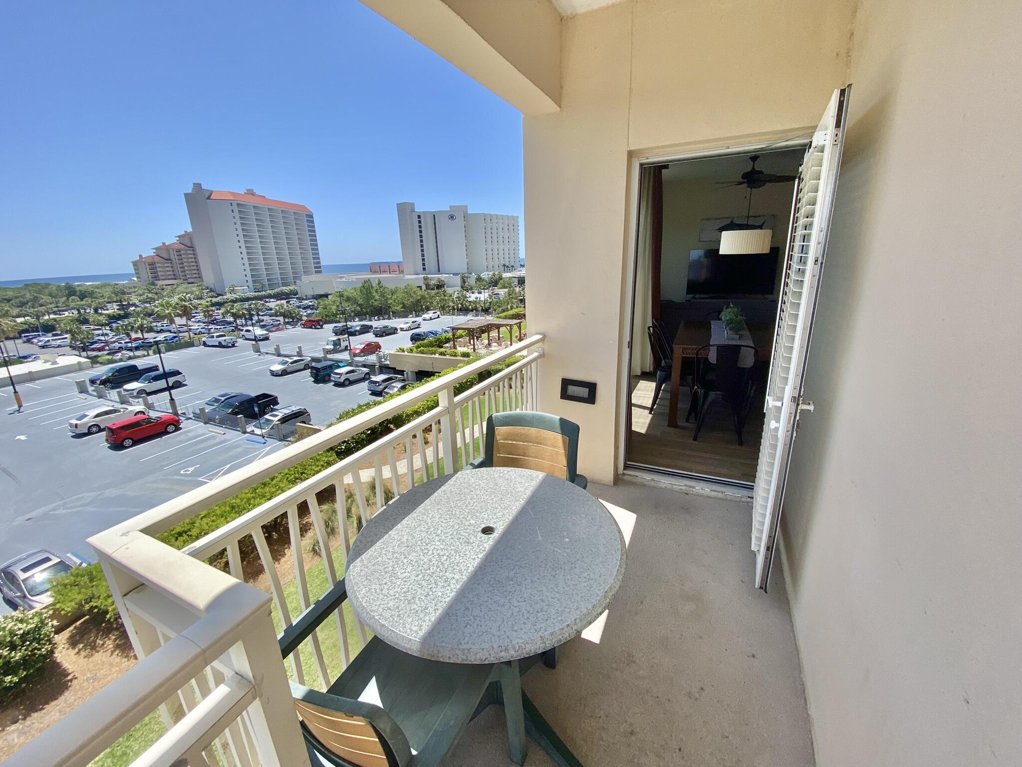 LUAU I - Residential