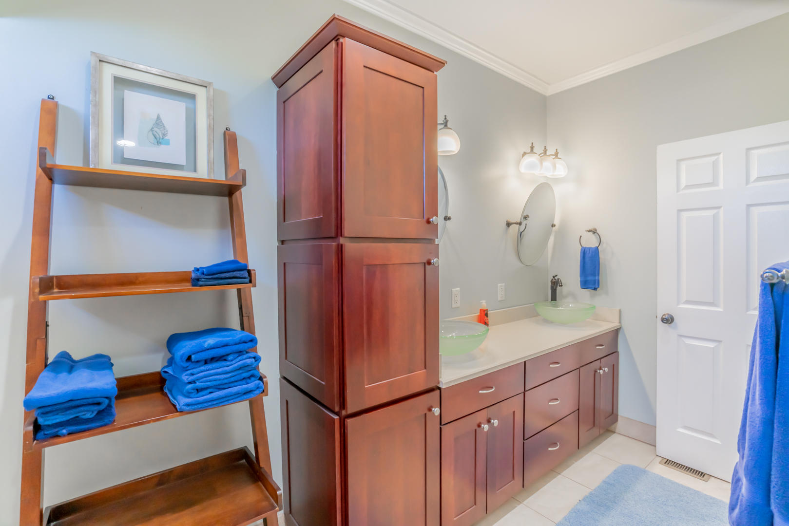 HOLIDAY BEACH UNIT 16 - Residential