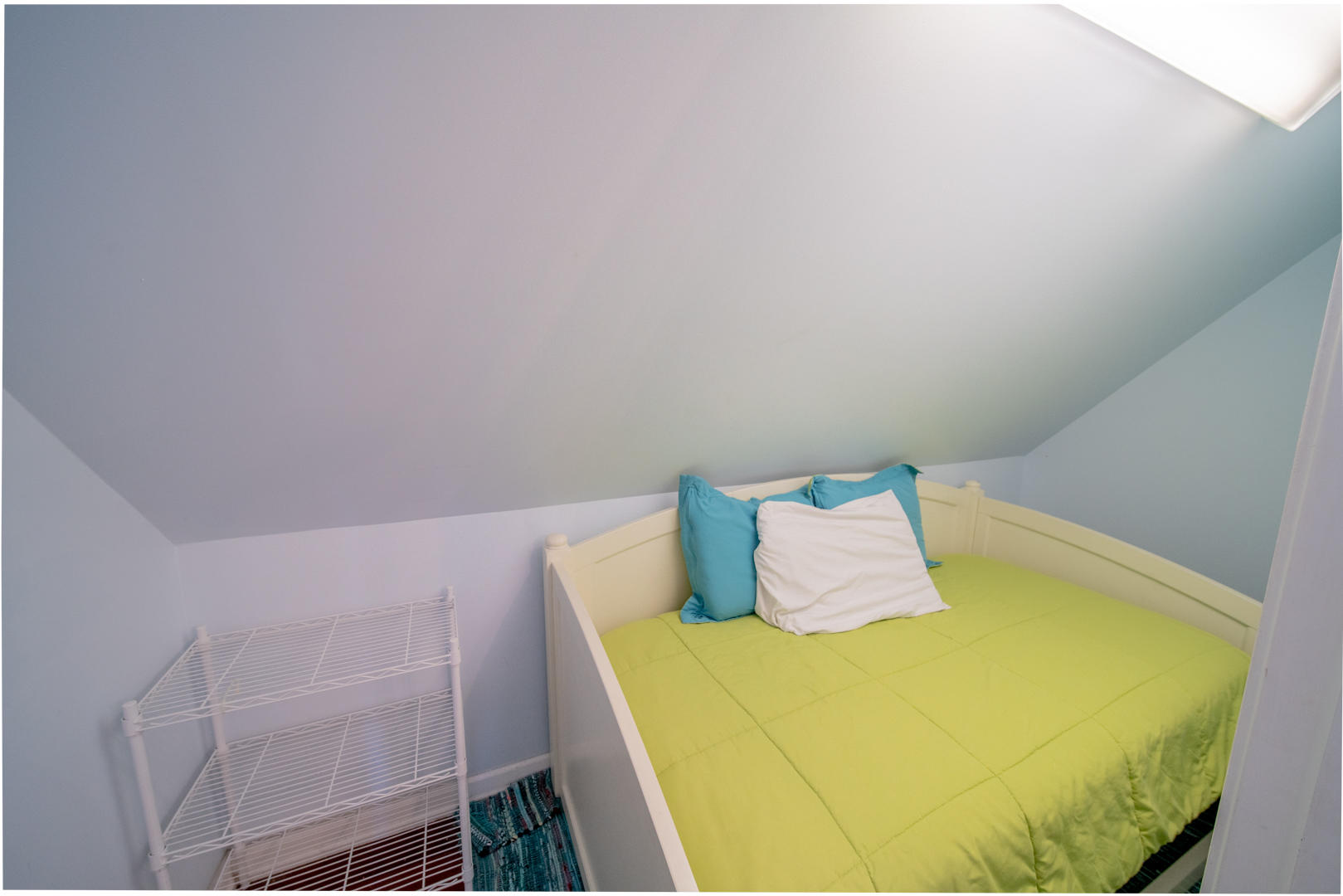 HOLIDAY BEACH UNIT 16 - Residential