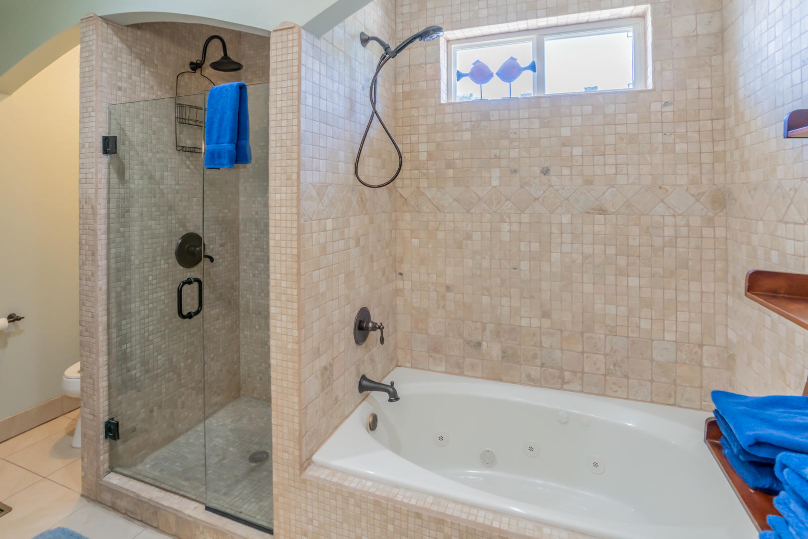 HOLIDAY BEACH UNIT 16 - Residential