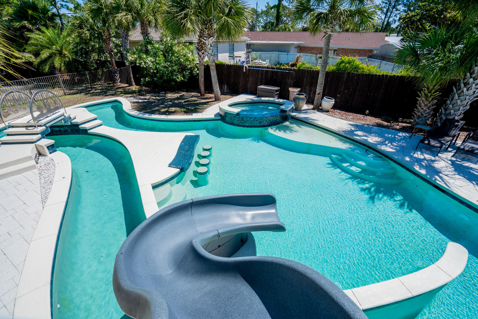 HOLIDAY BEACH UNIT 16 - Residential