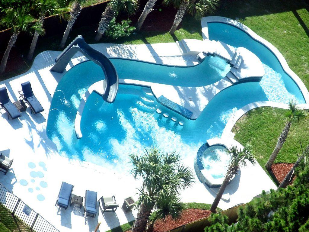 HOLIDAY BEACH UNIT 16 - Residential