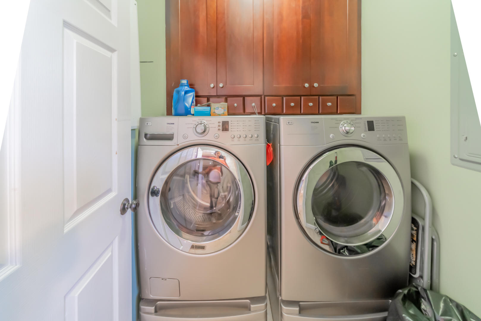 HOLIDAY BEACH UNIT 16 - Residential