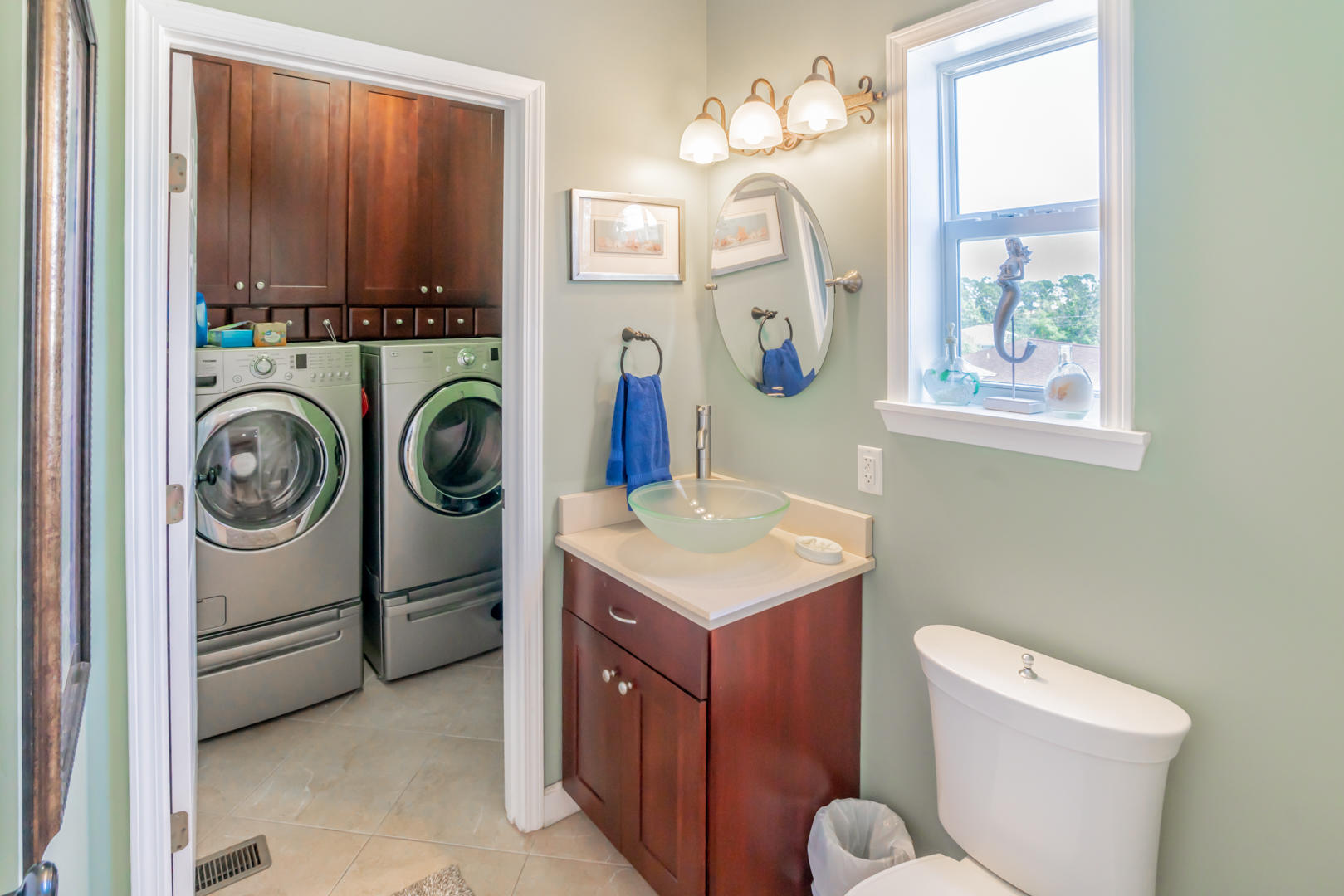 HOLIDAY BEACH UNIT 16 - Residential