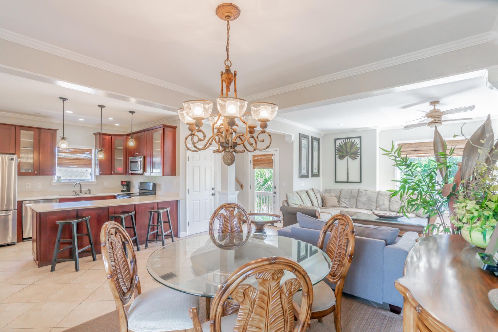 HOLIDAY BEACH UNIT 16 - Residential