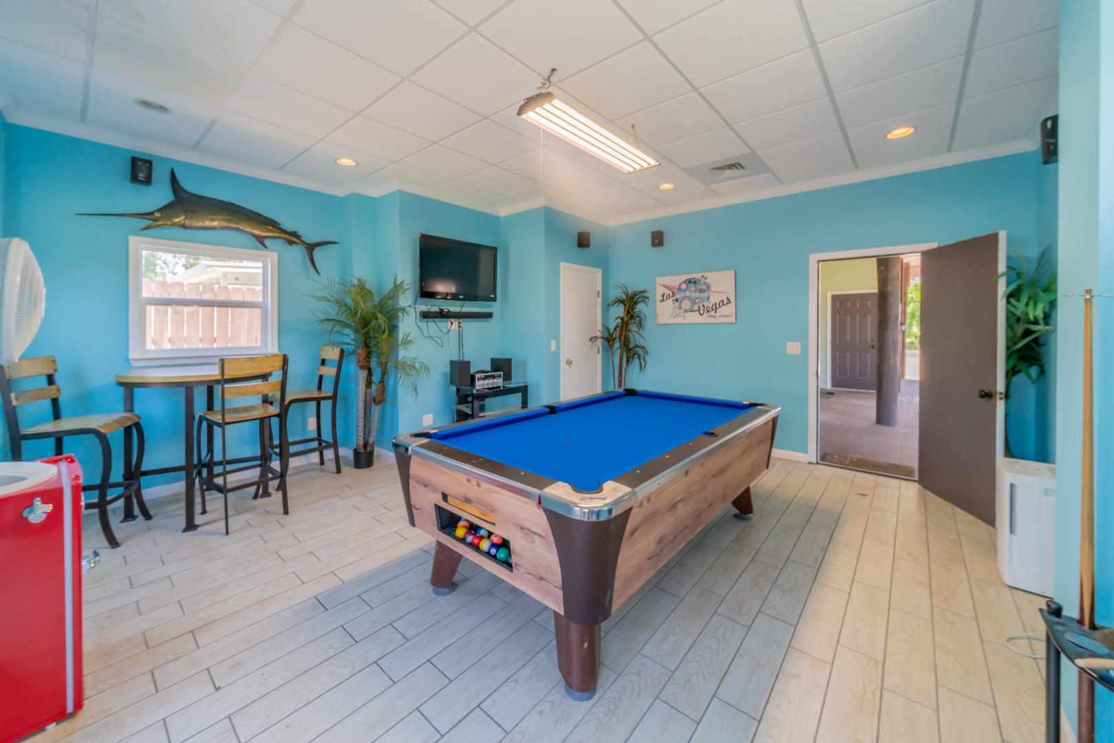 HOLIDAY BEACH UNIT 16 - Residential