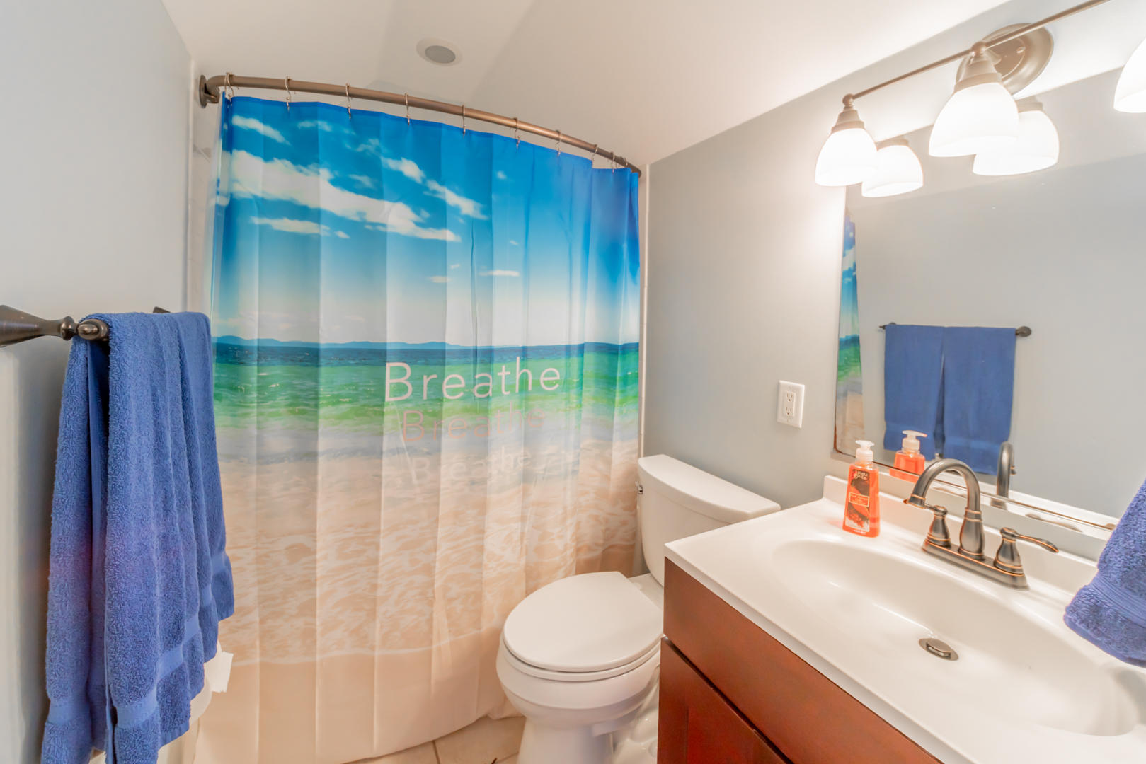 HOLIDAY BEACH UNIT 16 - Residential