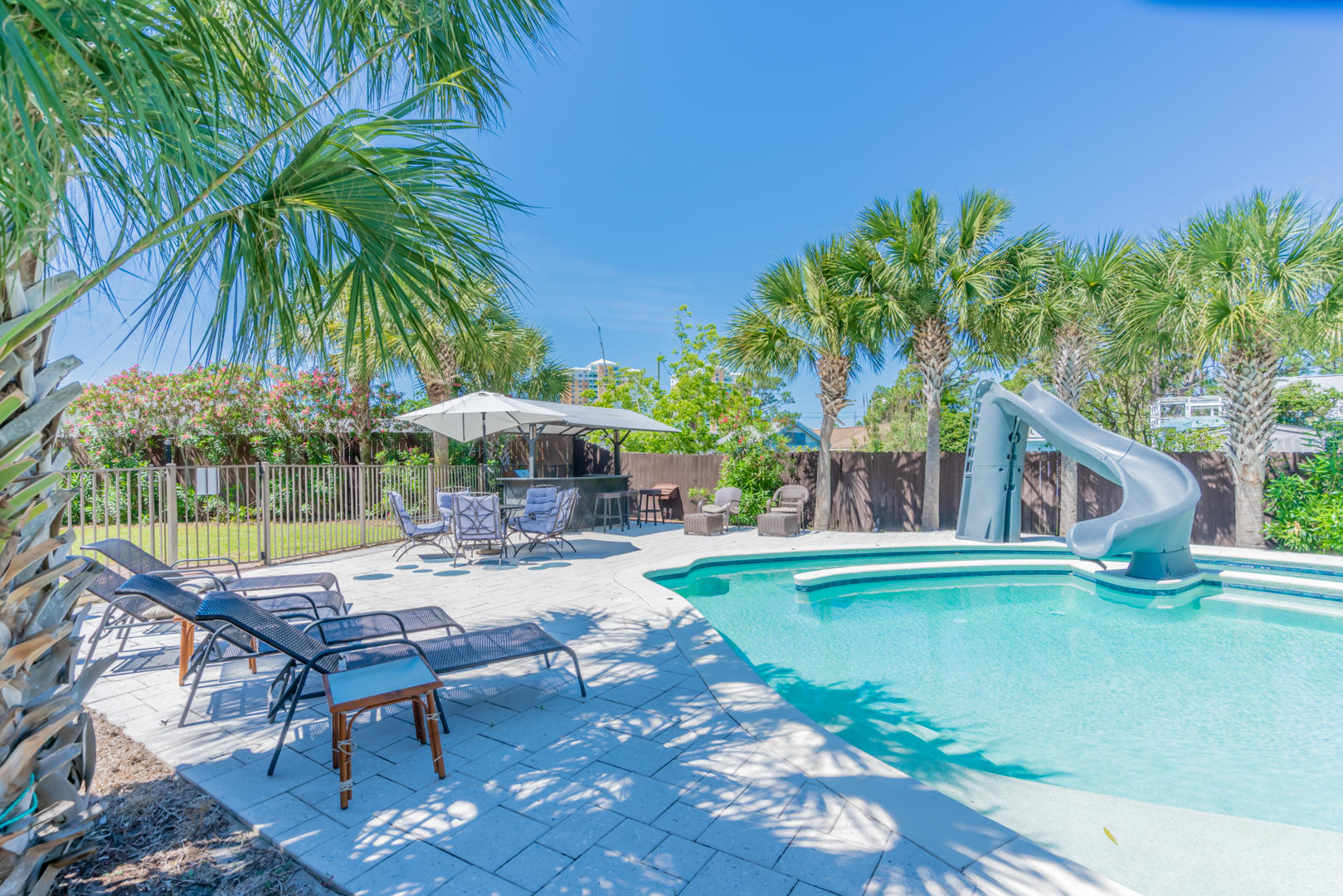 HOLIDAY BEACH UNIT 16 - Residential