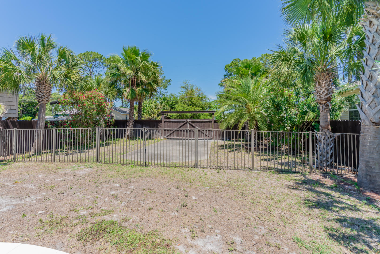 HOLIDAY BEACH UNIT 16 - Residential