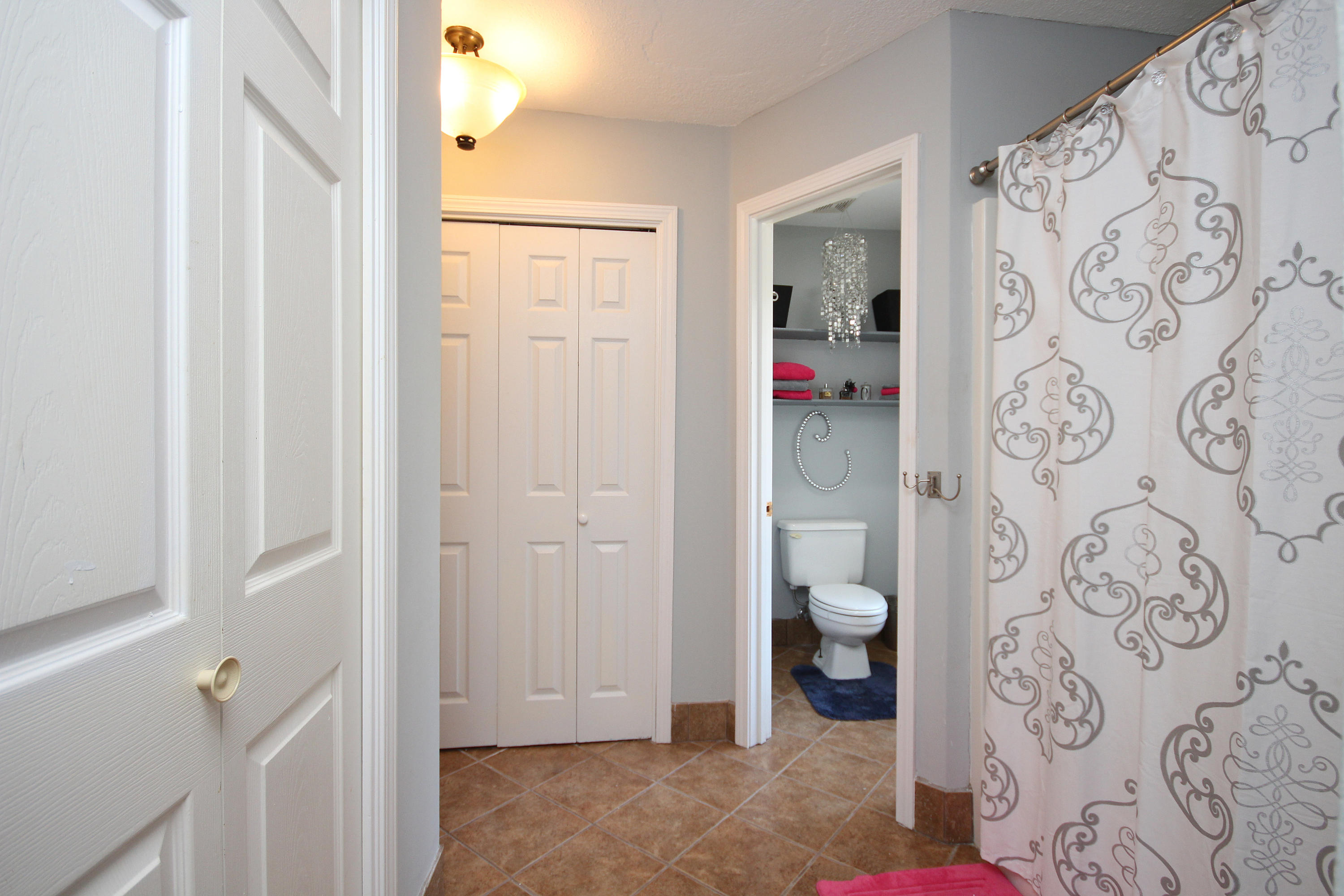 ISLANDVIEW BEACH - Residential