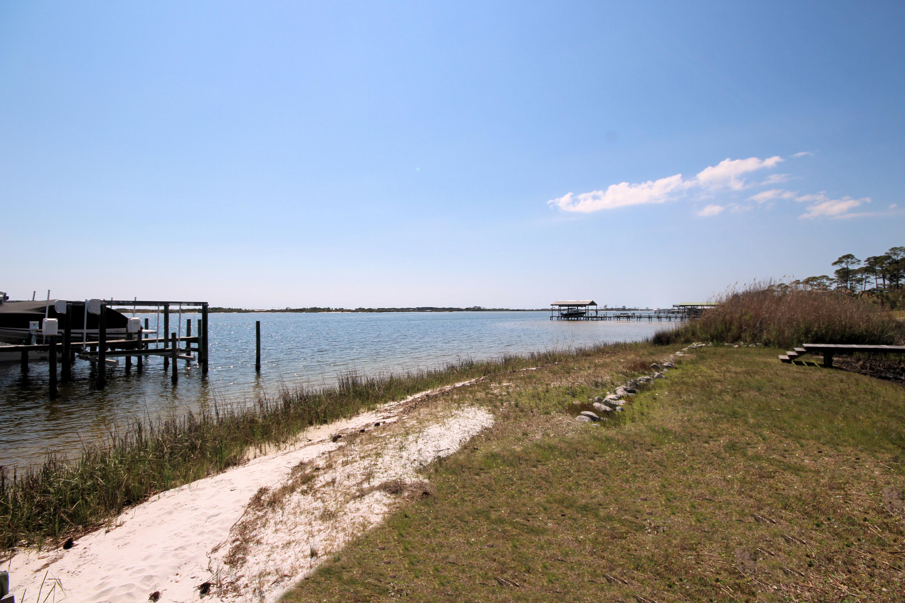 ISLANDVIEW BEACH - Residential