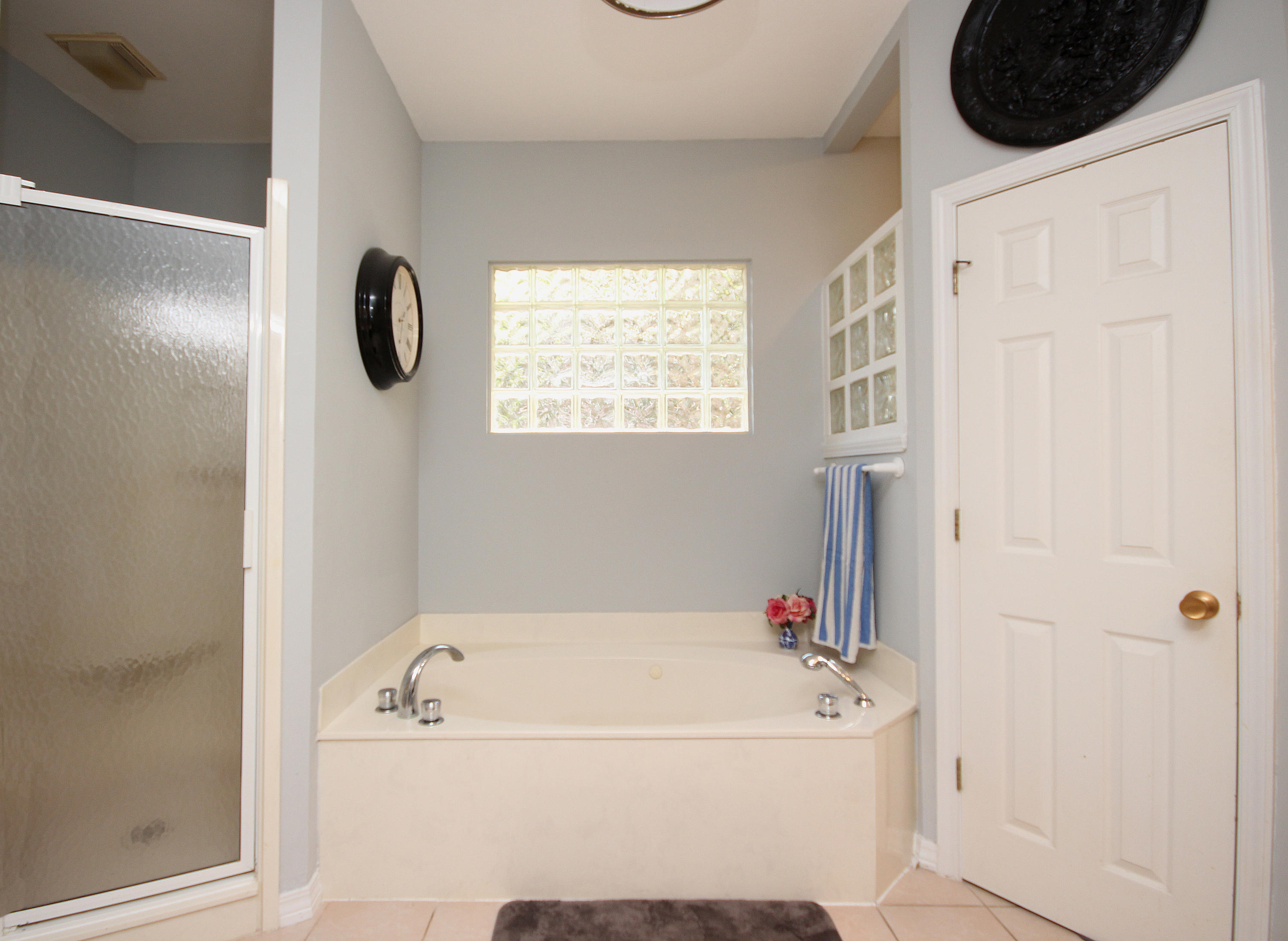 ISLANDVIEW BEACH - Residential