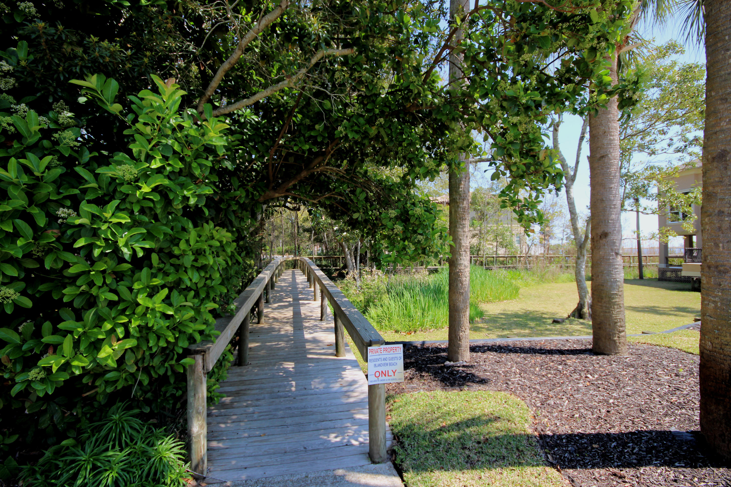 ISLANDVIEW BEACH - Residential