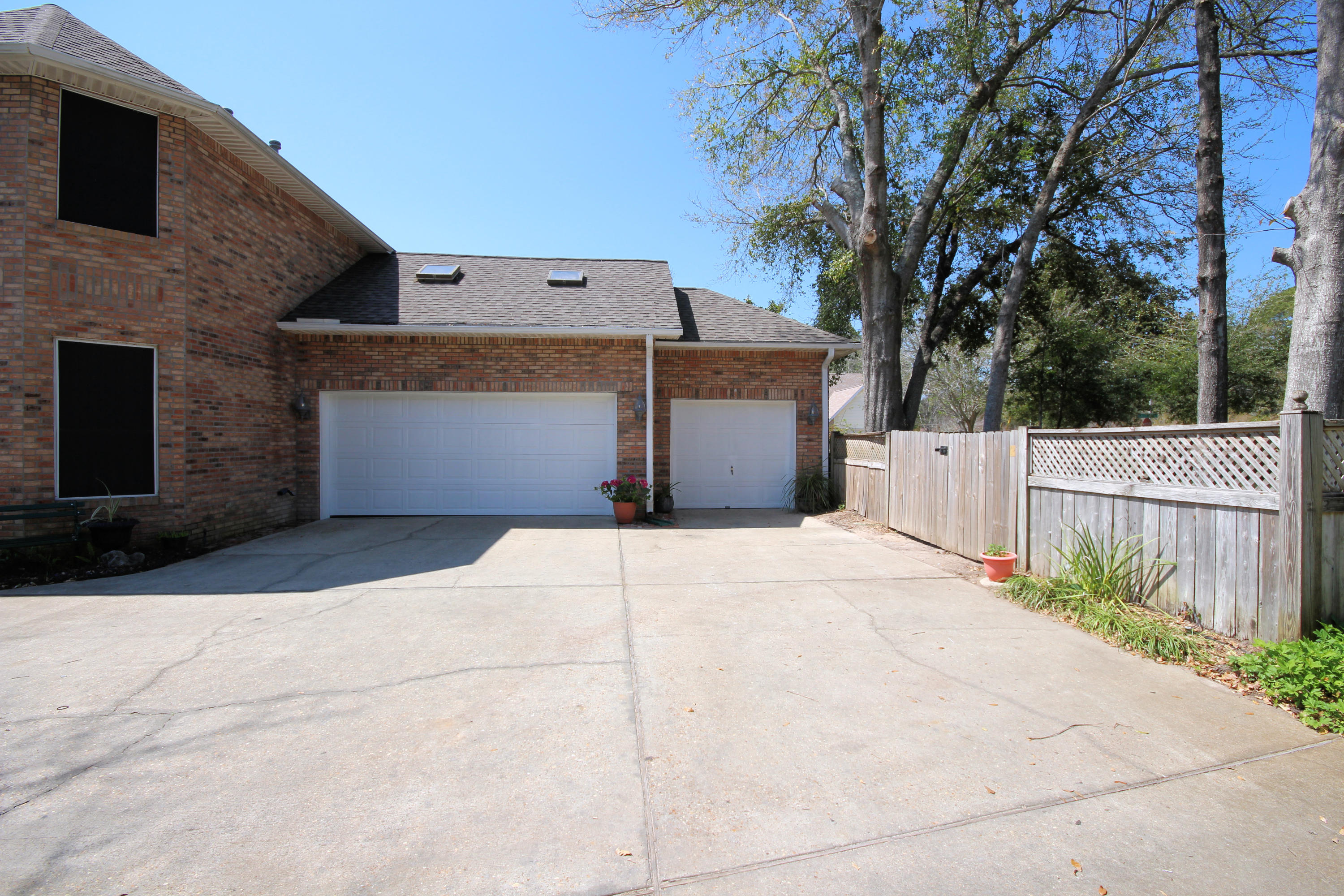 ISLANDVIEW BEACH - Residential