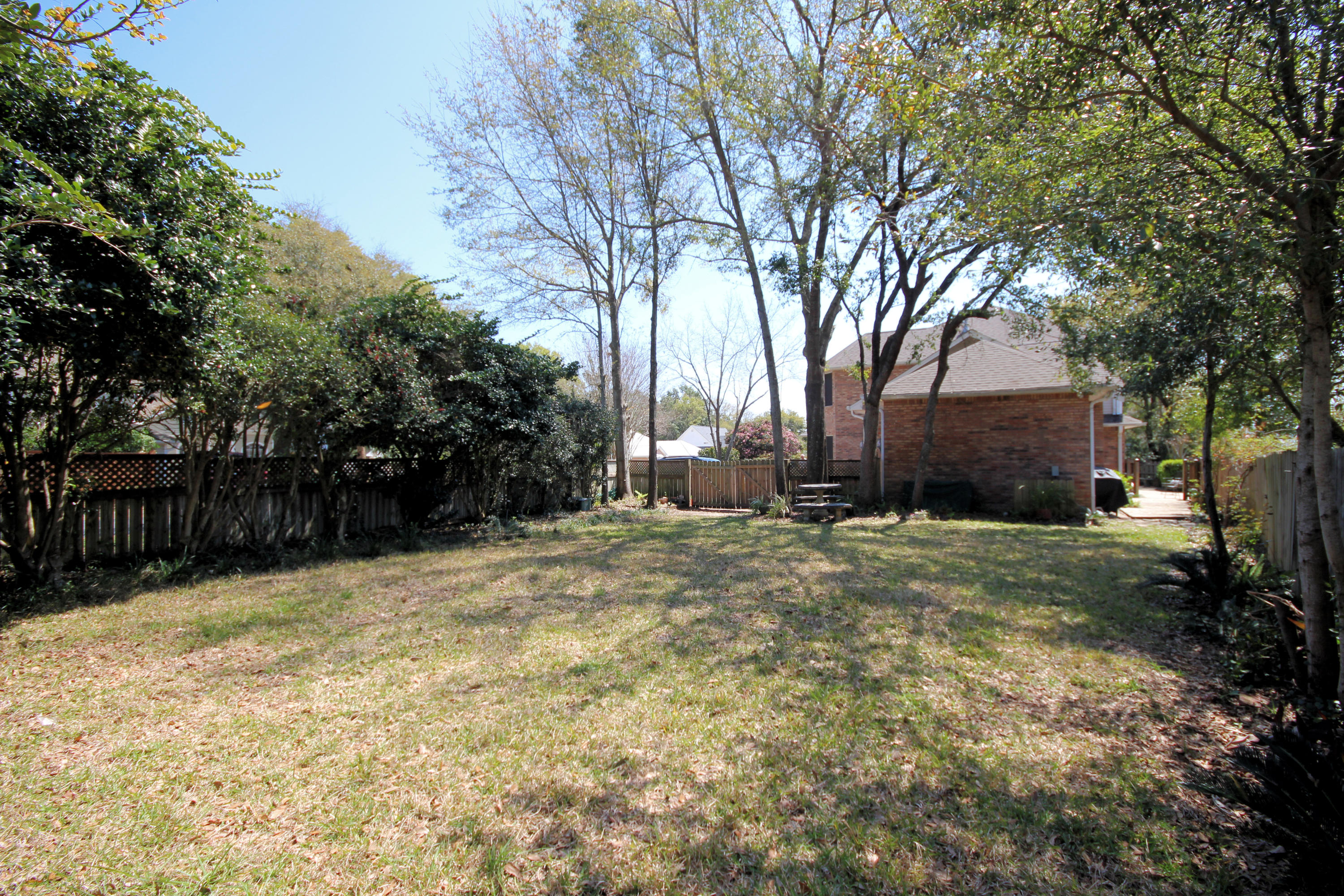 ISLANDVIEW BEACH - Residential