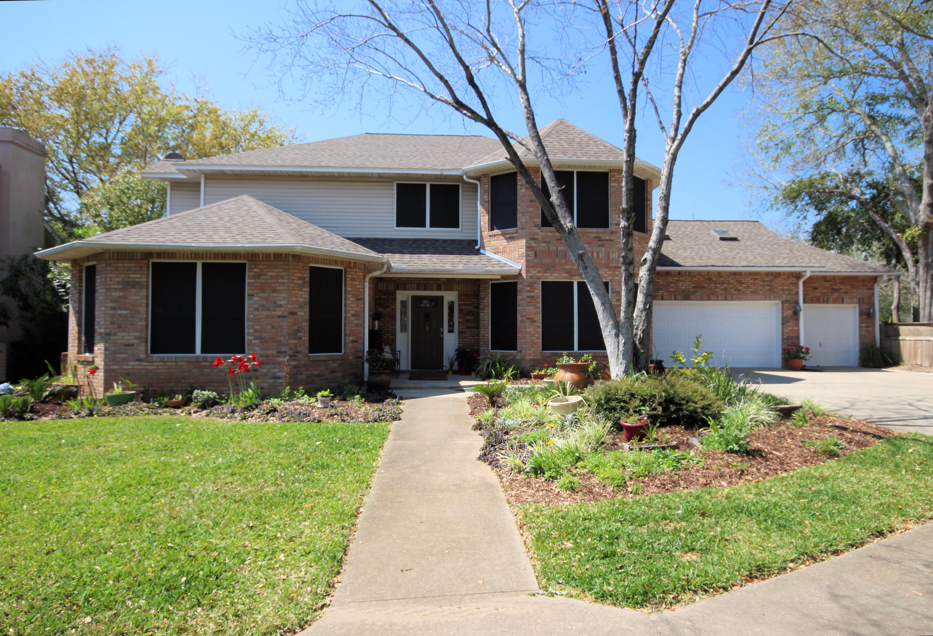 ISLANDVIEW BEACH - Residential