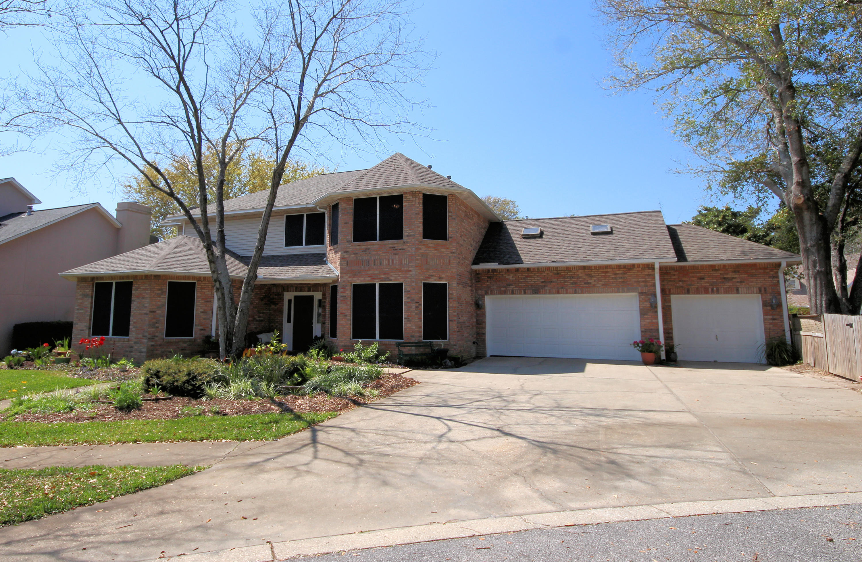 ISLANDVIEW BEACH - Residential