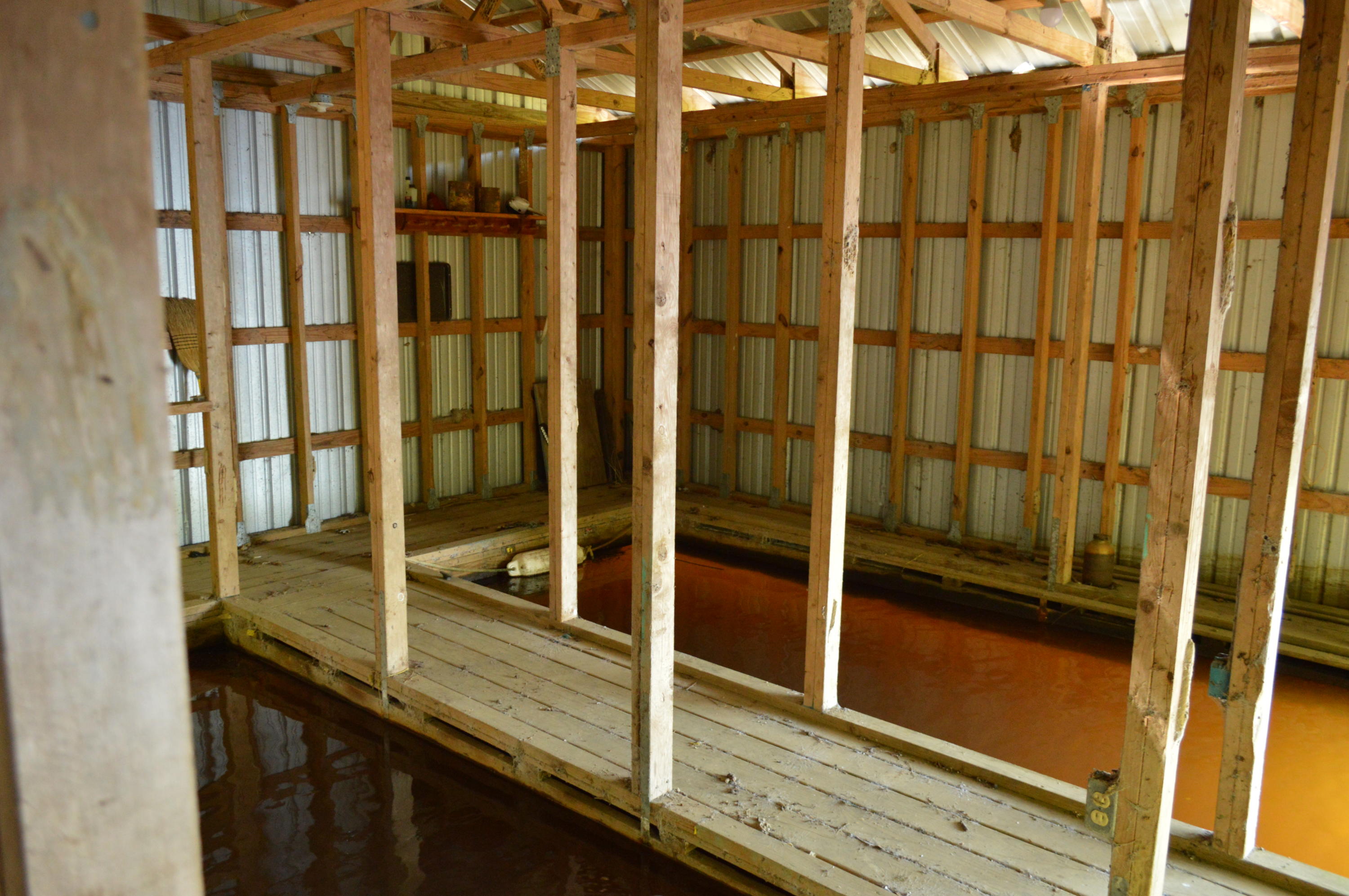 LOTS 8 & 9 BLK B VALLEY LANDING S/D PB 5-17 OR 269-55 - Residential