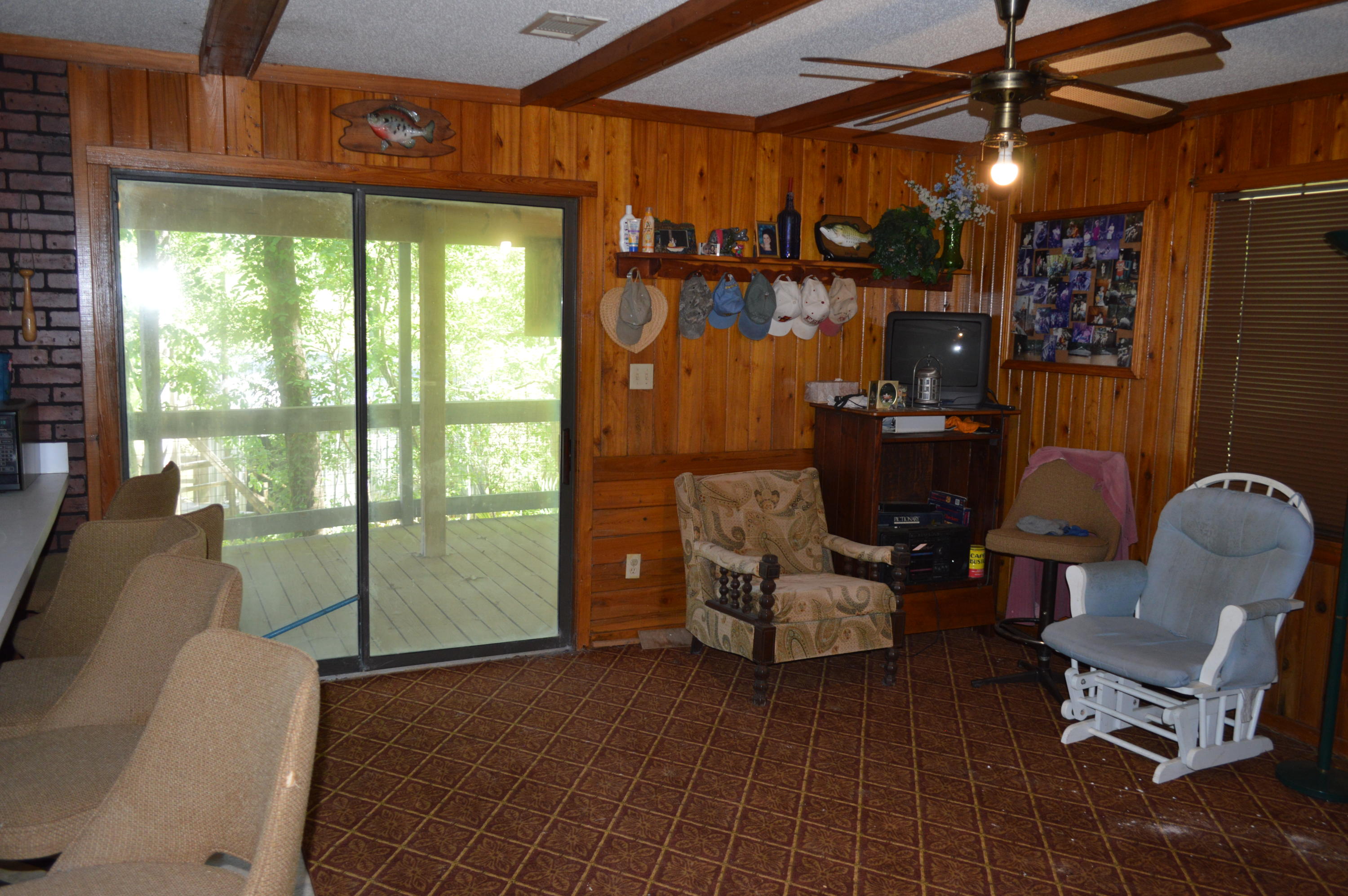 LOTS 8 & 9 BLK B VALLEY LANDING S/D PB 5-17 OR 269-55 - Residential