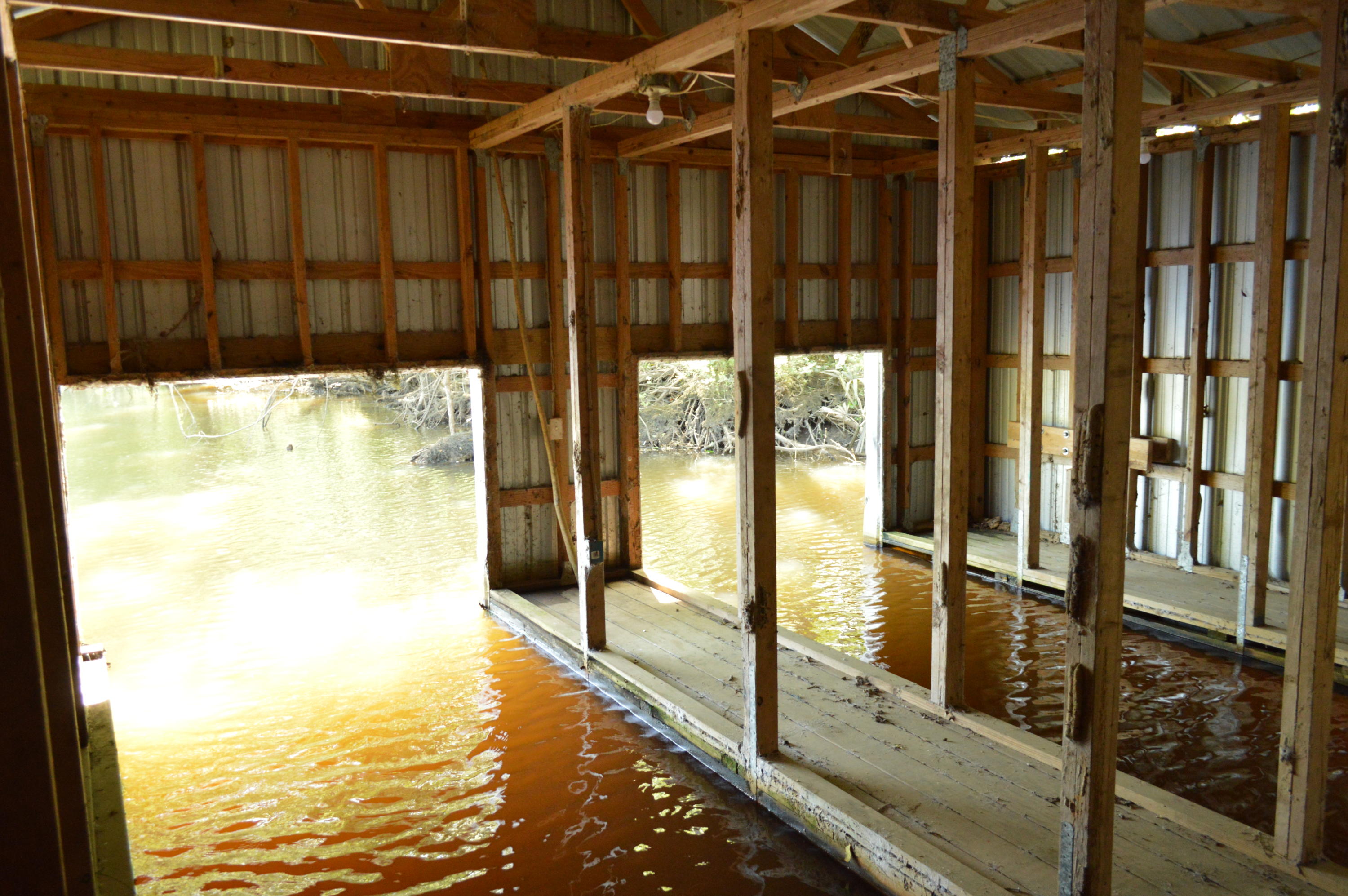 LOTS 8 & 9 BLK B VALLEY LANDING S/D PB 5-17 OR 269-55 - Residential