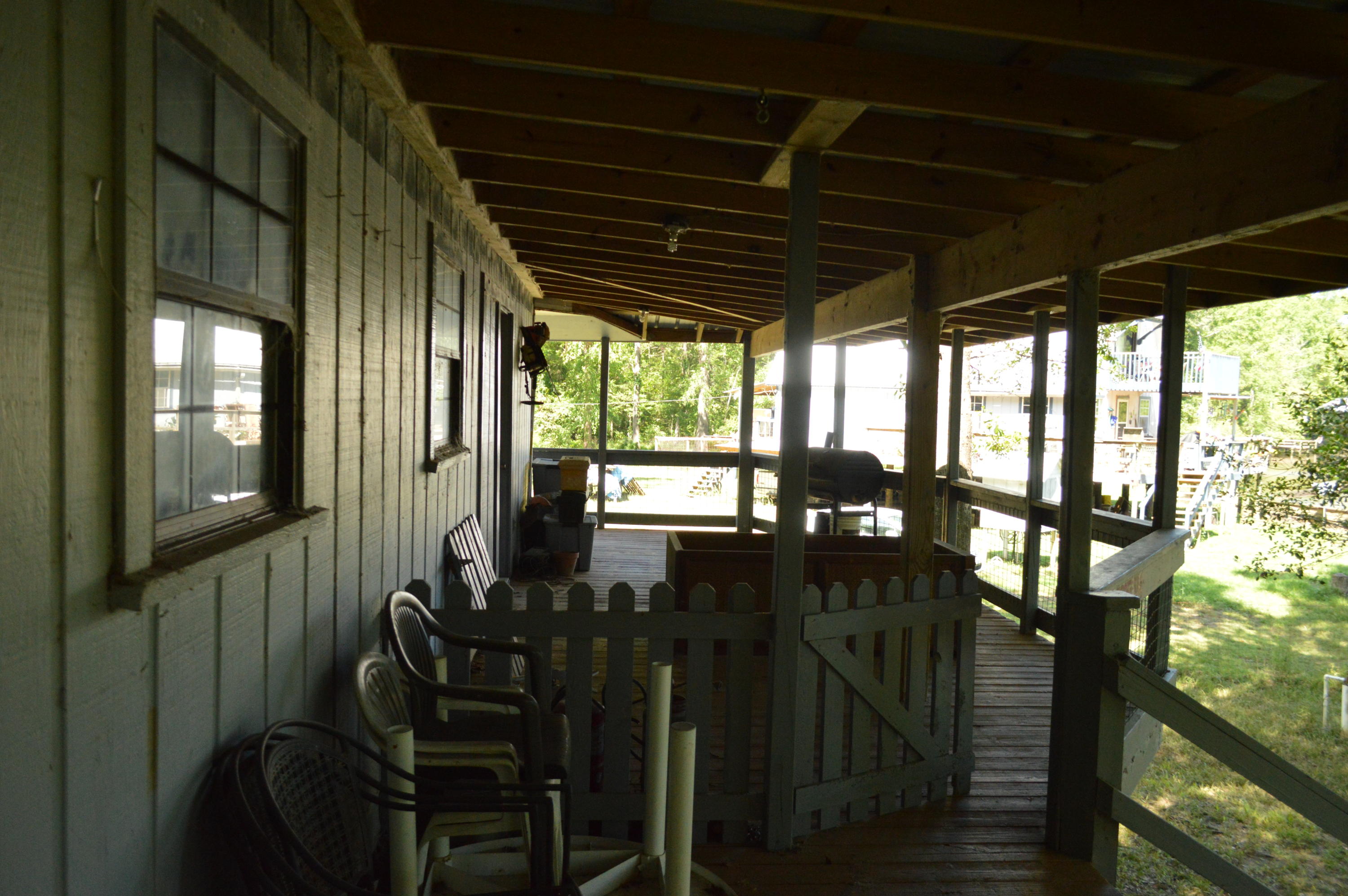 LOTS 8 & 9 BLK B VALLEY LANDING S/D PB 5-17 OR 269-55 - Residential