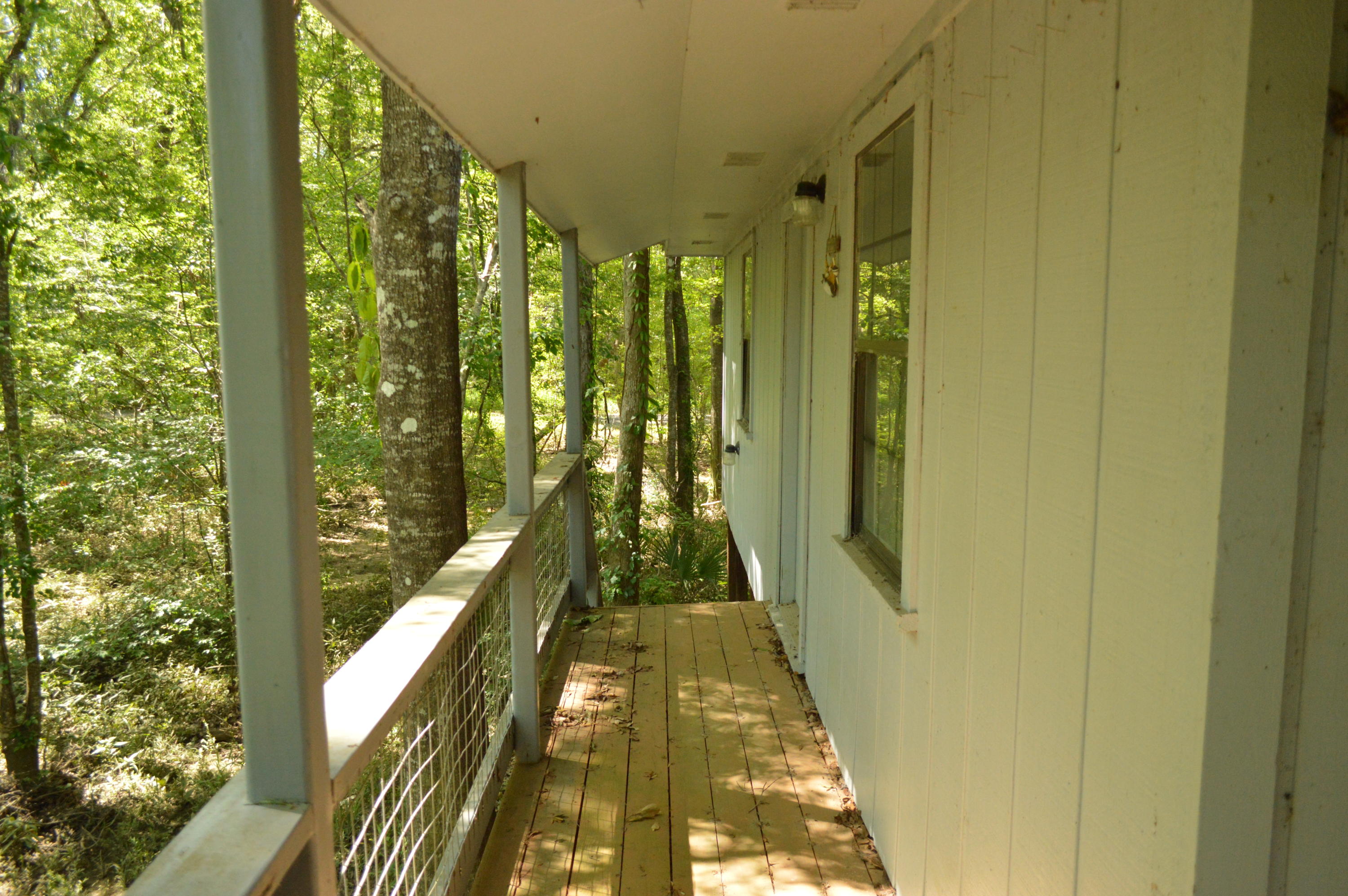 LOTS 8 & 9 BLK B VALLEY LANDING S/D PB 5-17 OR 269-55 - Residential