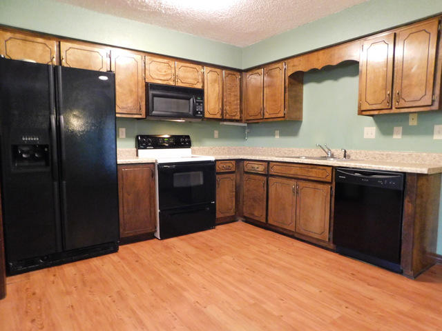 SHOAL WOOD ESTATES 1ST PH 2 - Residential