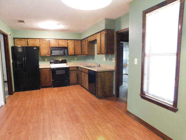 SHOAL WOOD ESTATES 1ST PH 2 - Residential