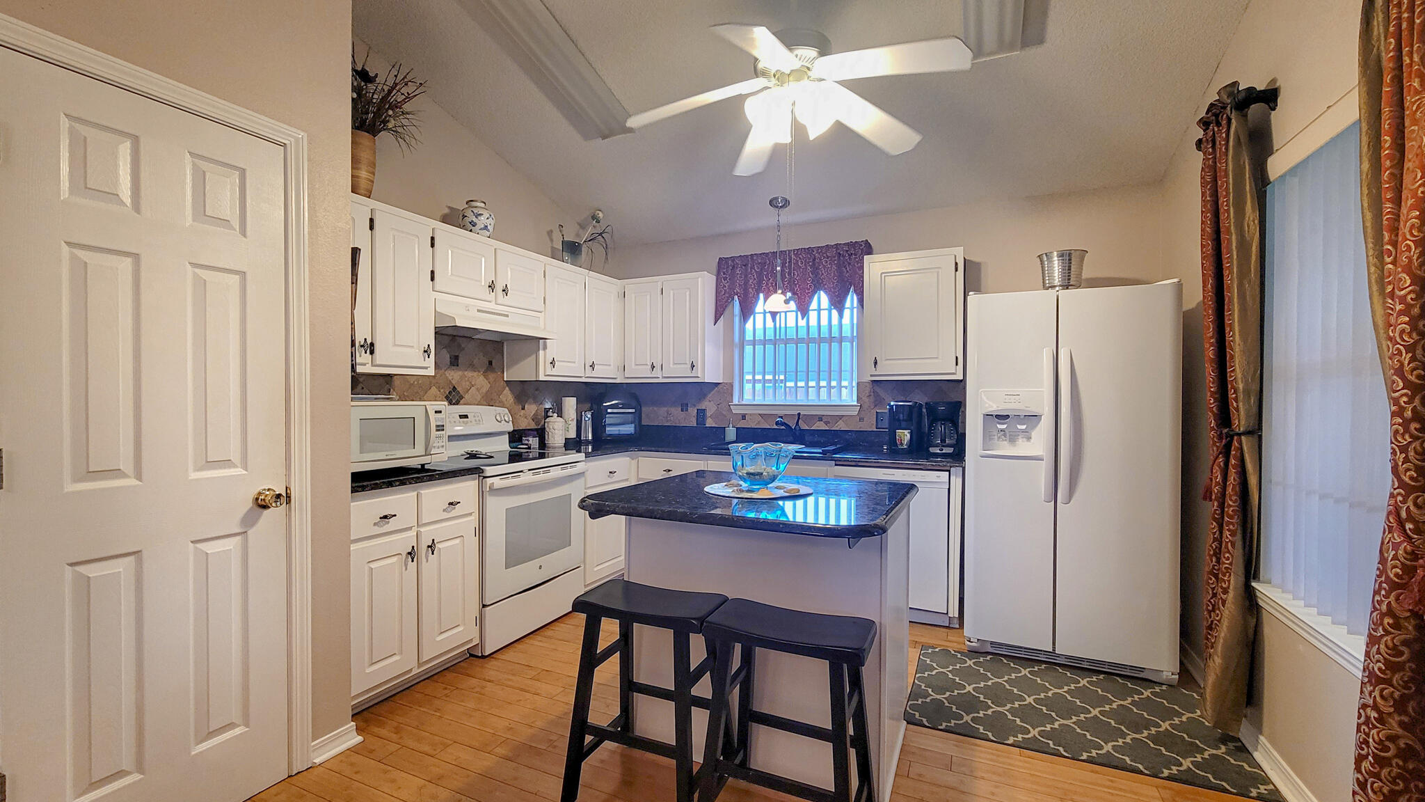 EMERALD VILLAGE S/D - Residential