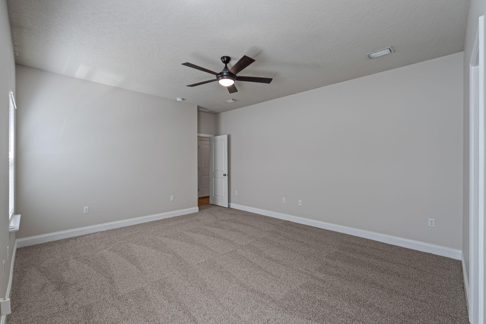 DUGGAN POND ESTATES - Residential