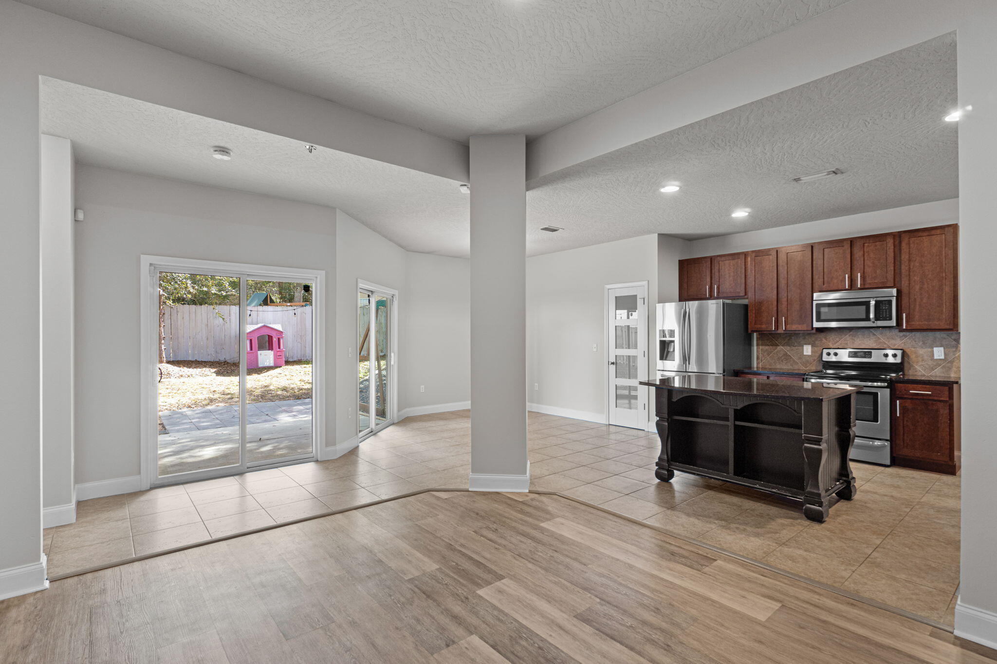 DUGGAN POND ESTATES - Residential