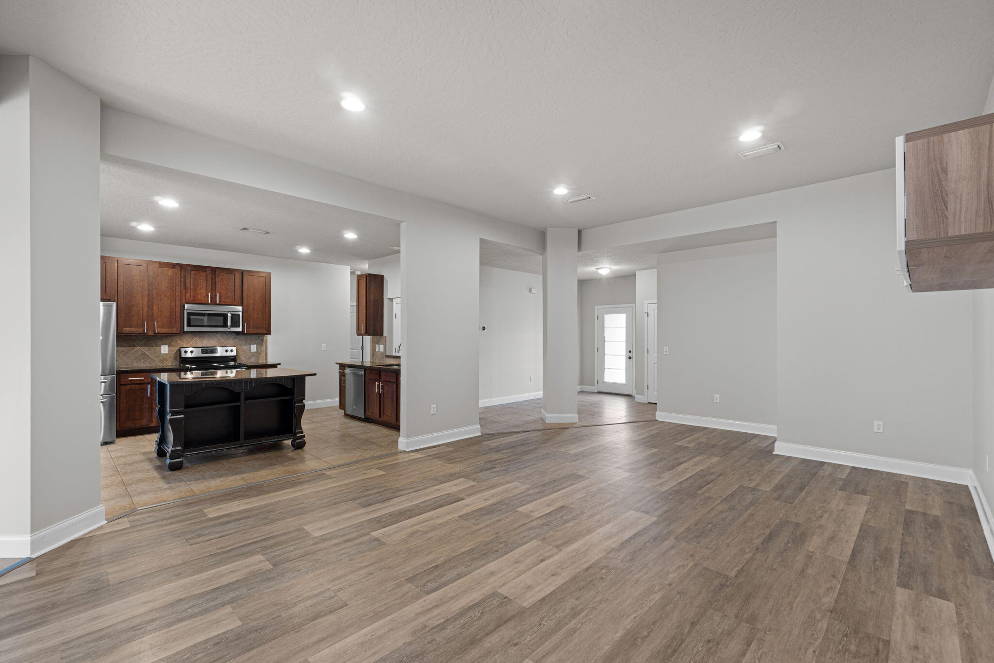 DUGGAN POND ESTATES - Residential