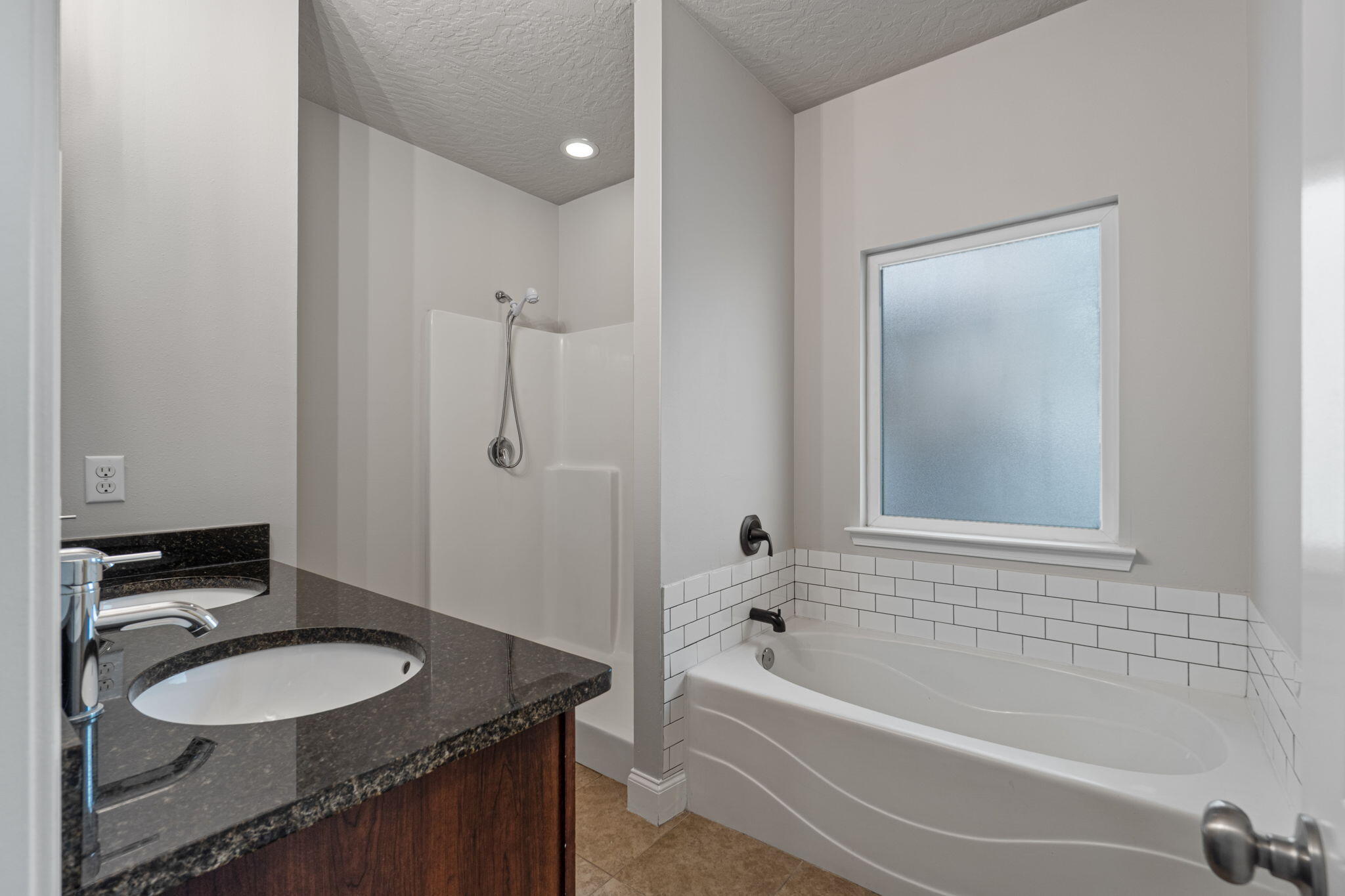 DUGGAN POND ESTATES - Residential