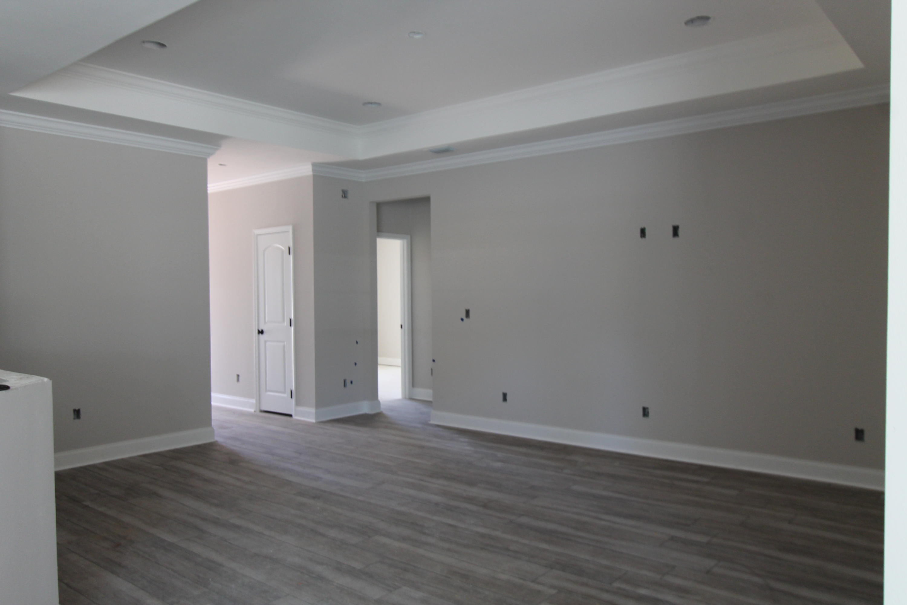 CRESCENT SHORES - Residential