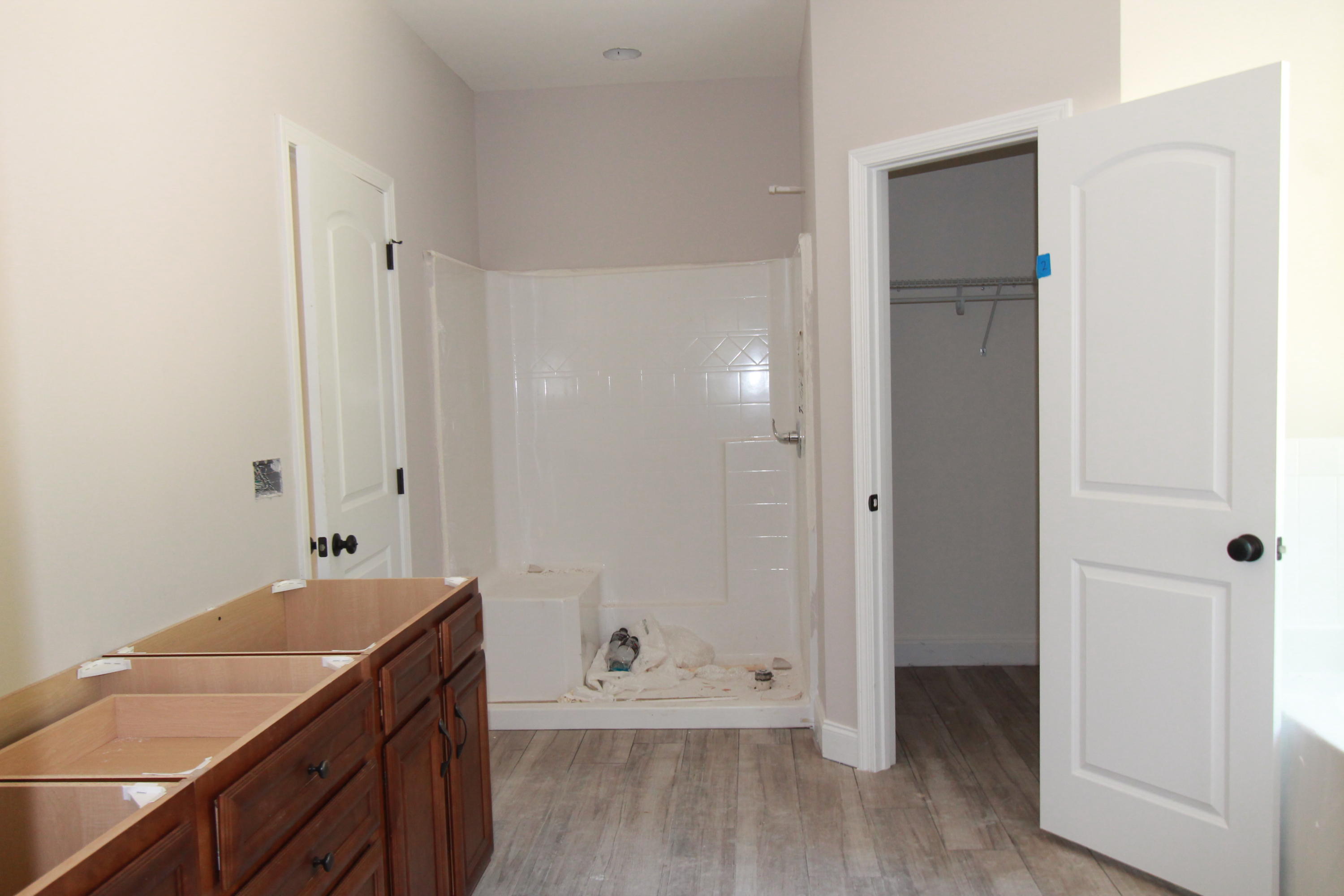 CRESCENT SHORES - Residential