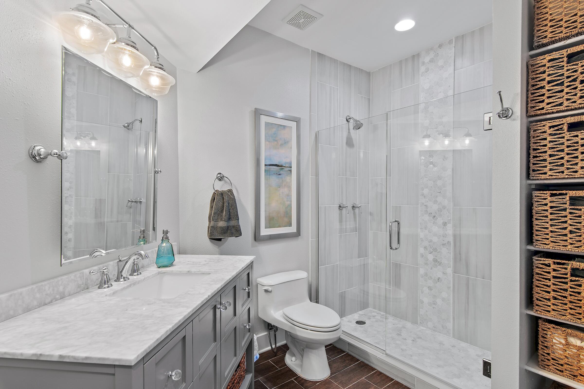 NORTH SHORE T/H - Residential