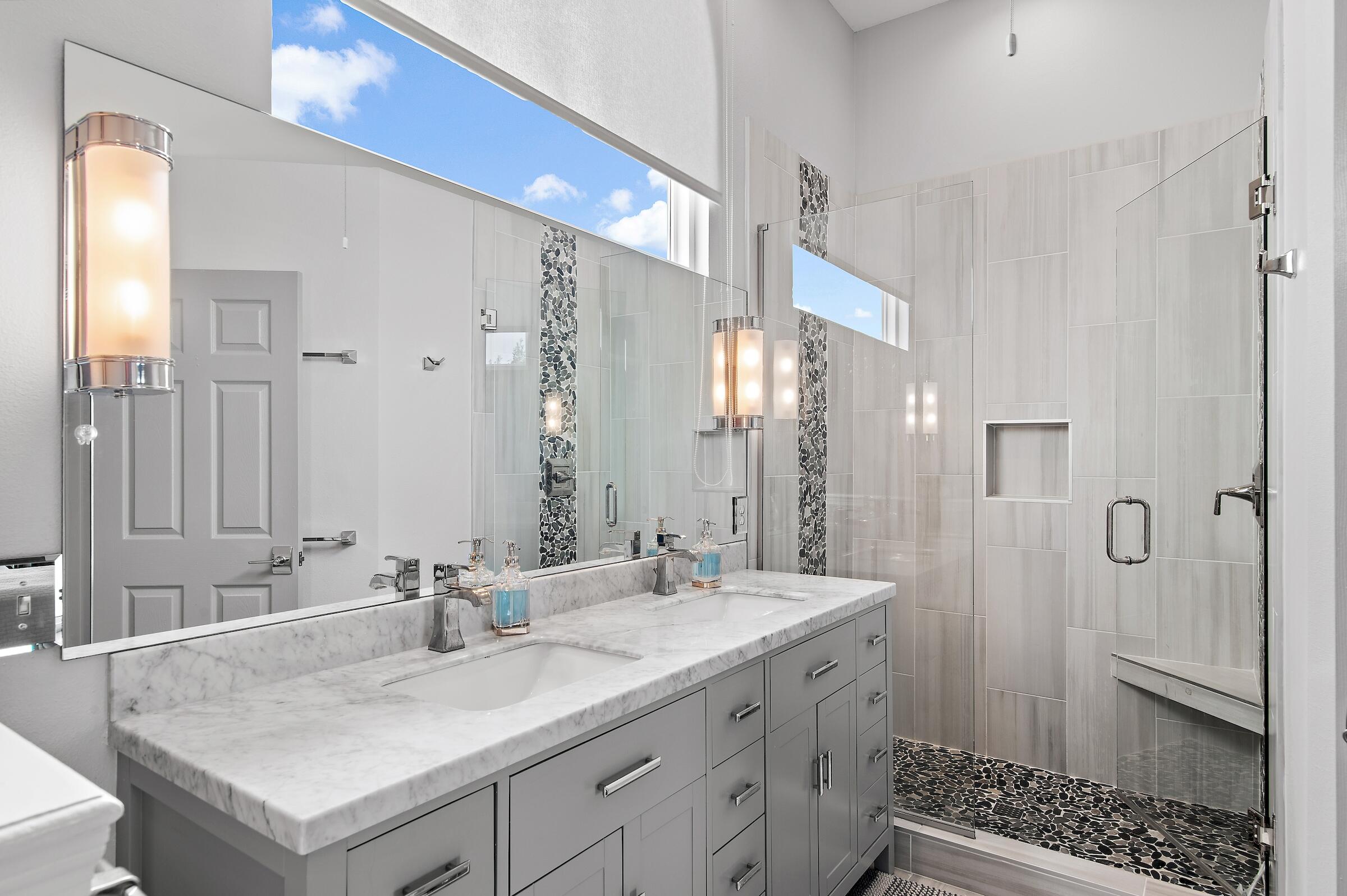 NORTH SHORE T/H - Residential