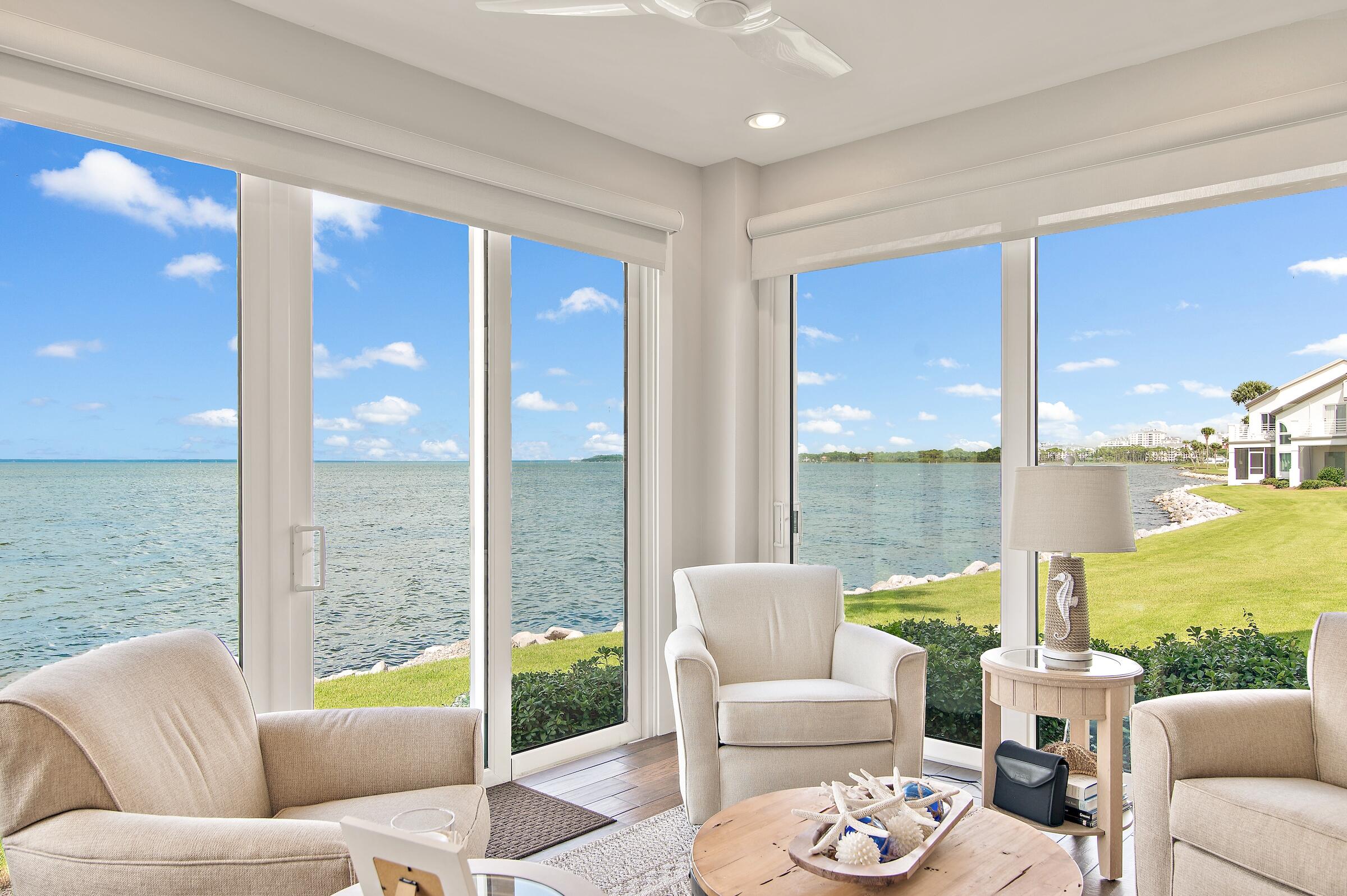 NORTH SHORE T/H - Residential