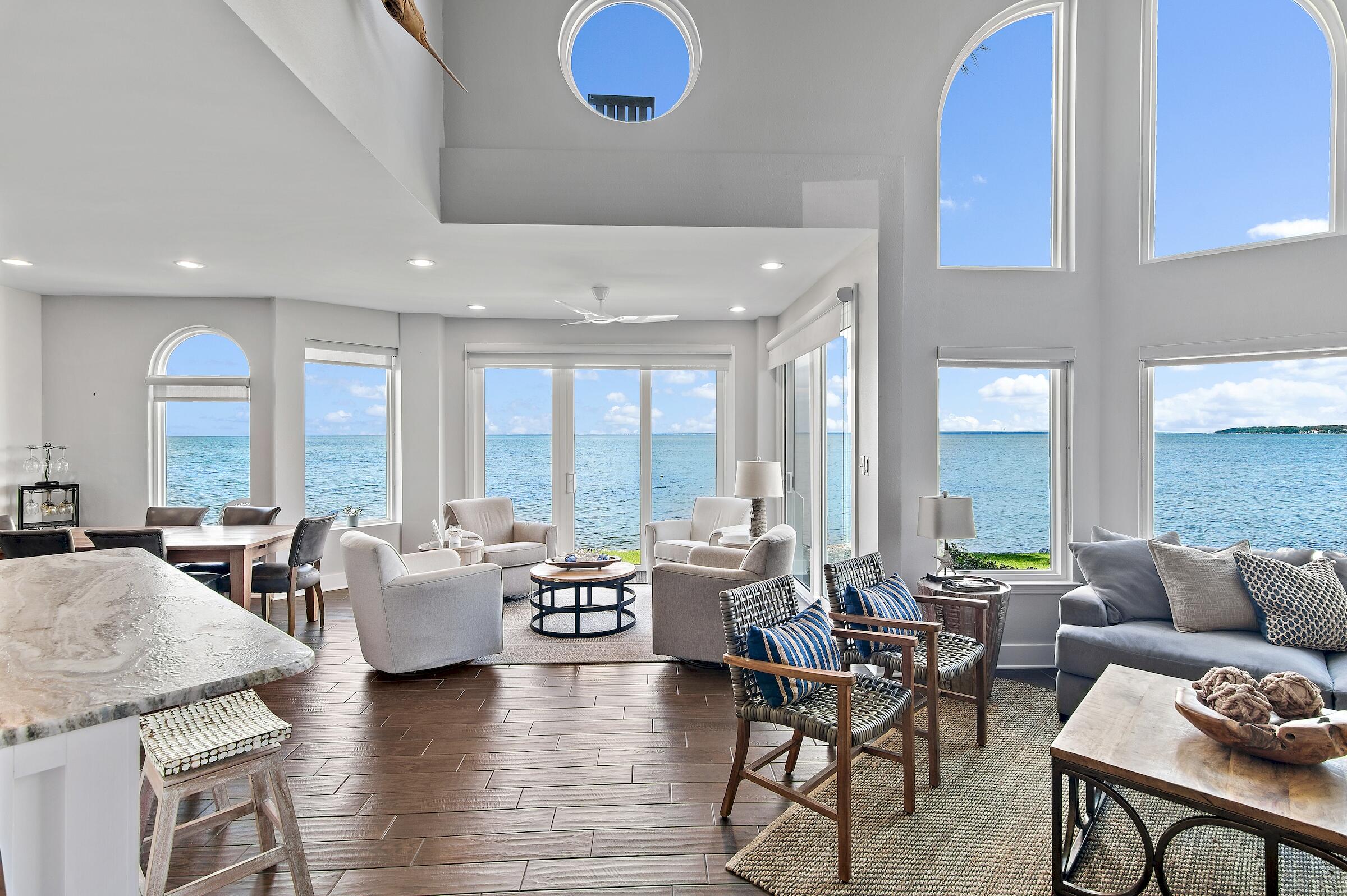 NORTH SHORE T/H - Residential