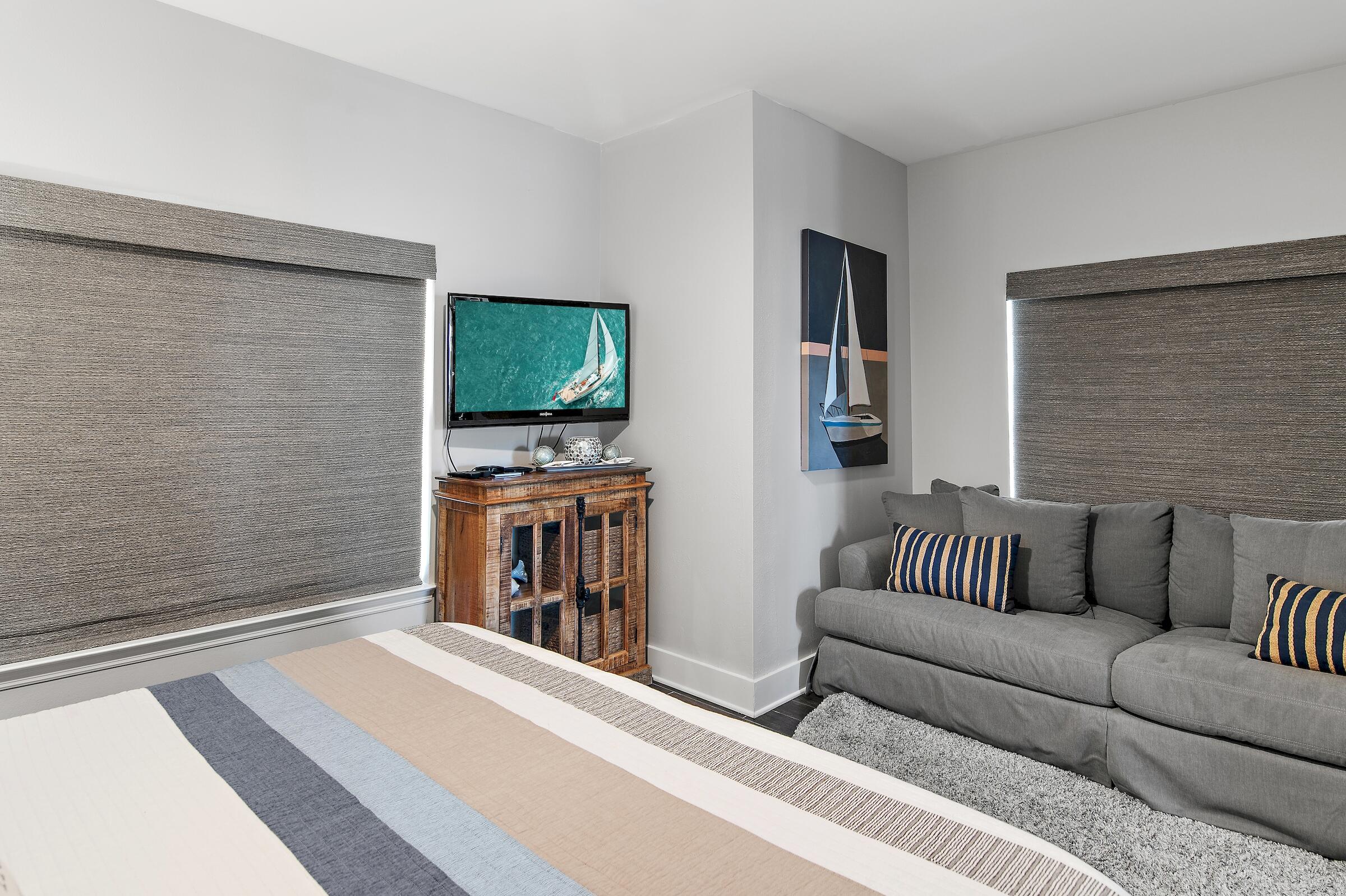 NORTH SHORE T/H - Residential