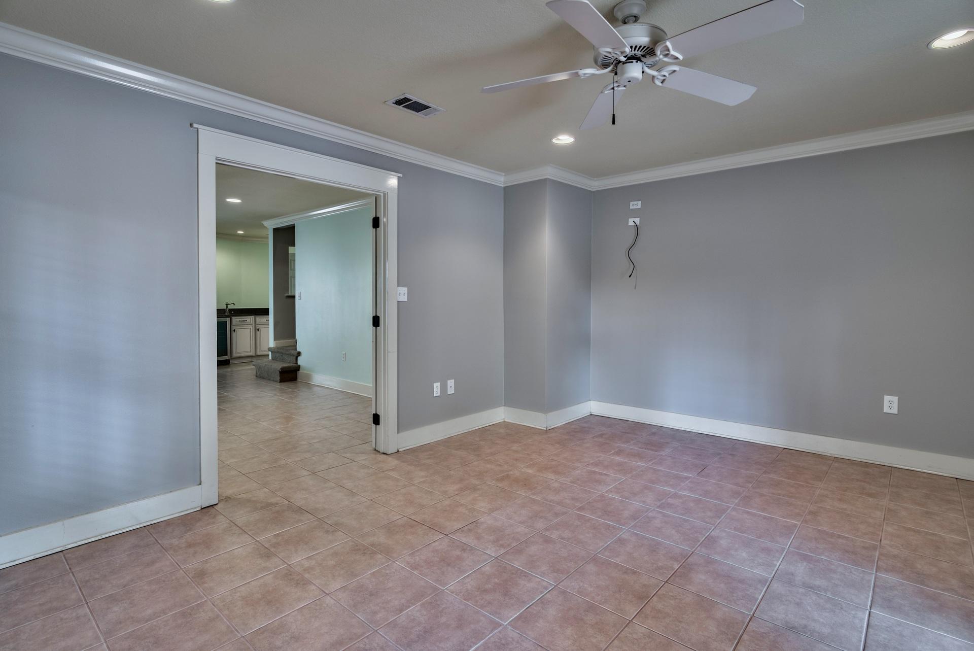 MIRAMAR BEACH - Residential