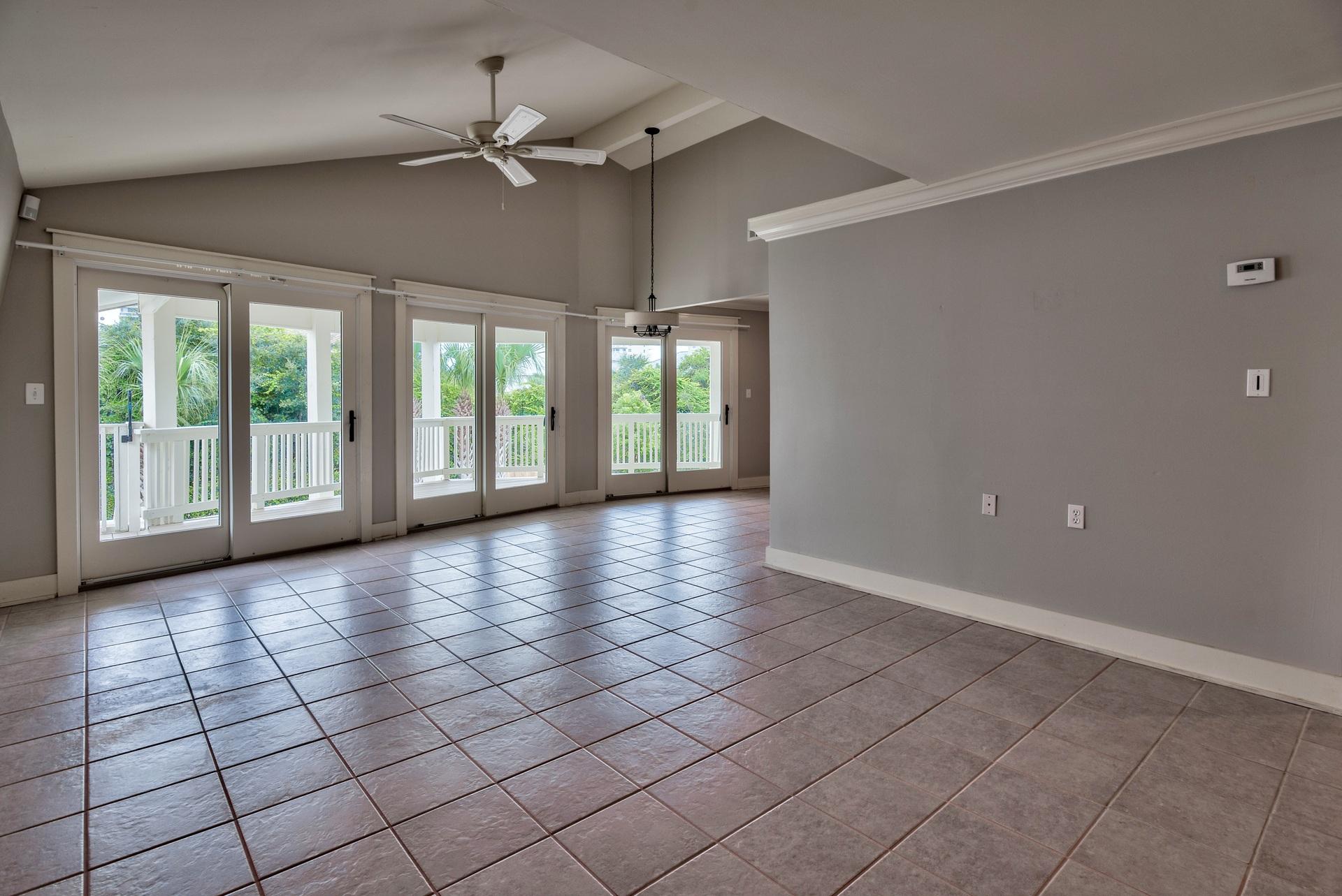 MIRAMAR BEACH - Residential